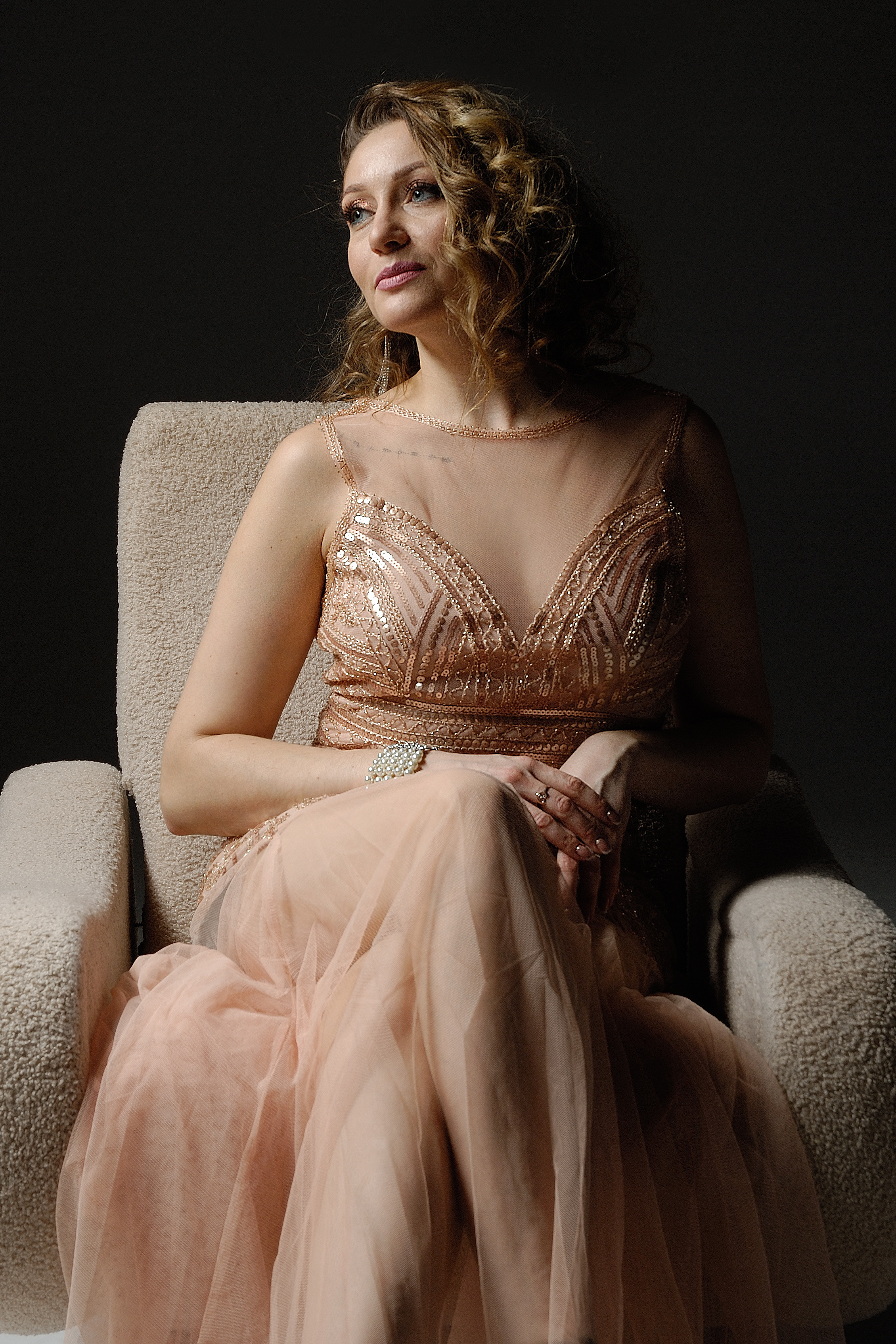 Женский студийный портрет в Сызрани, Самаре, Тольятти, Ульяновске.