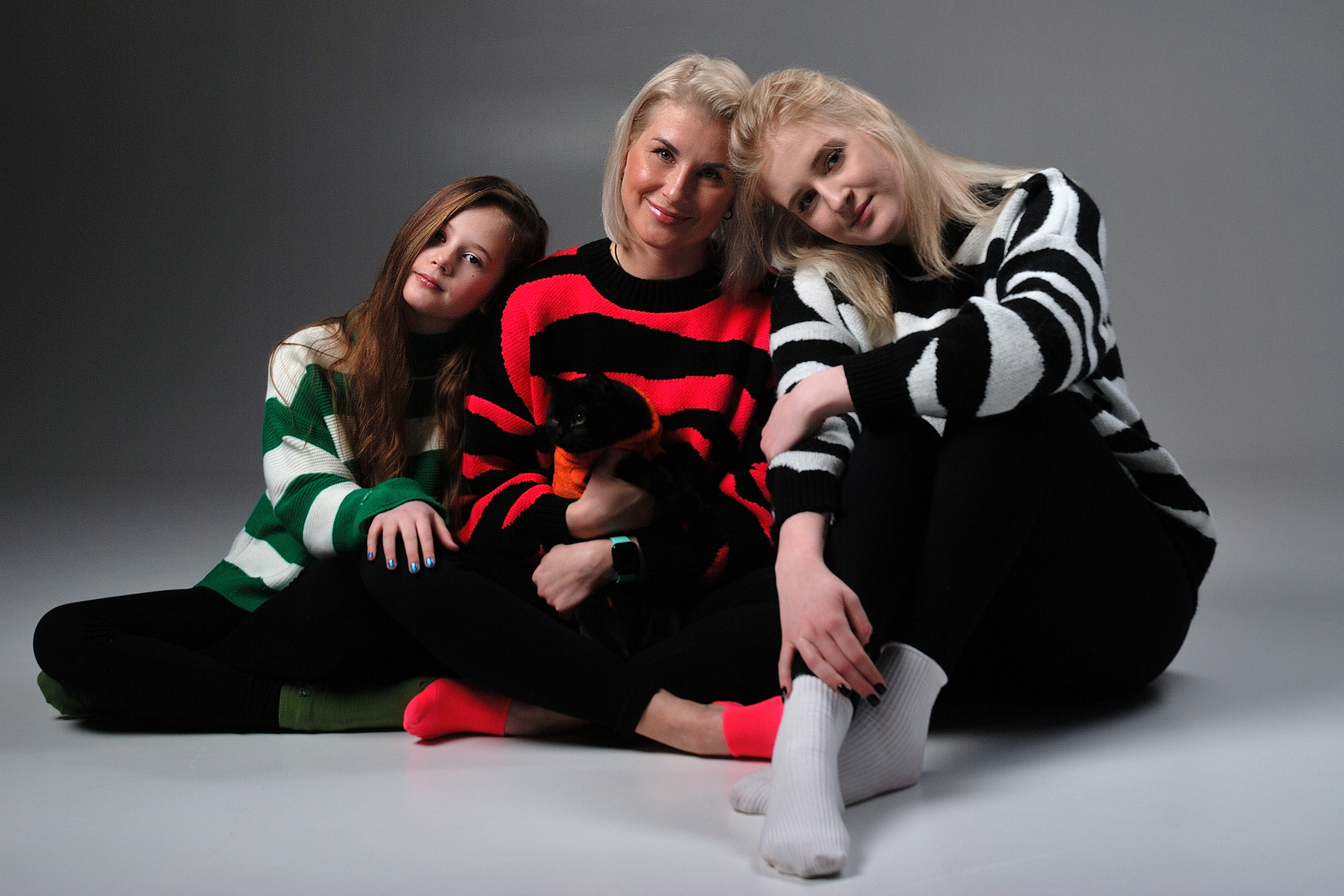 Семейная фотосессия. Семейное фото. Фотограф Дмитрий Кищенко. Арт-студия "Мастер и Маргарита". Фотосъемки в Сызрани, Тольятти, Самаре.