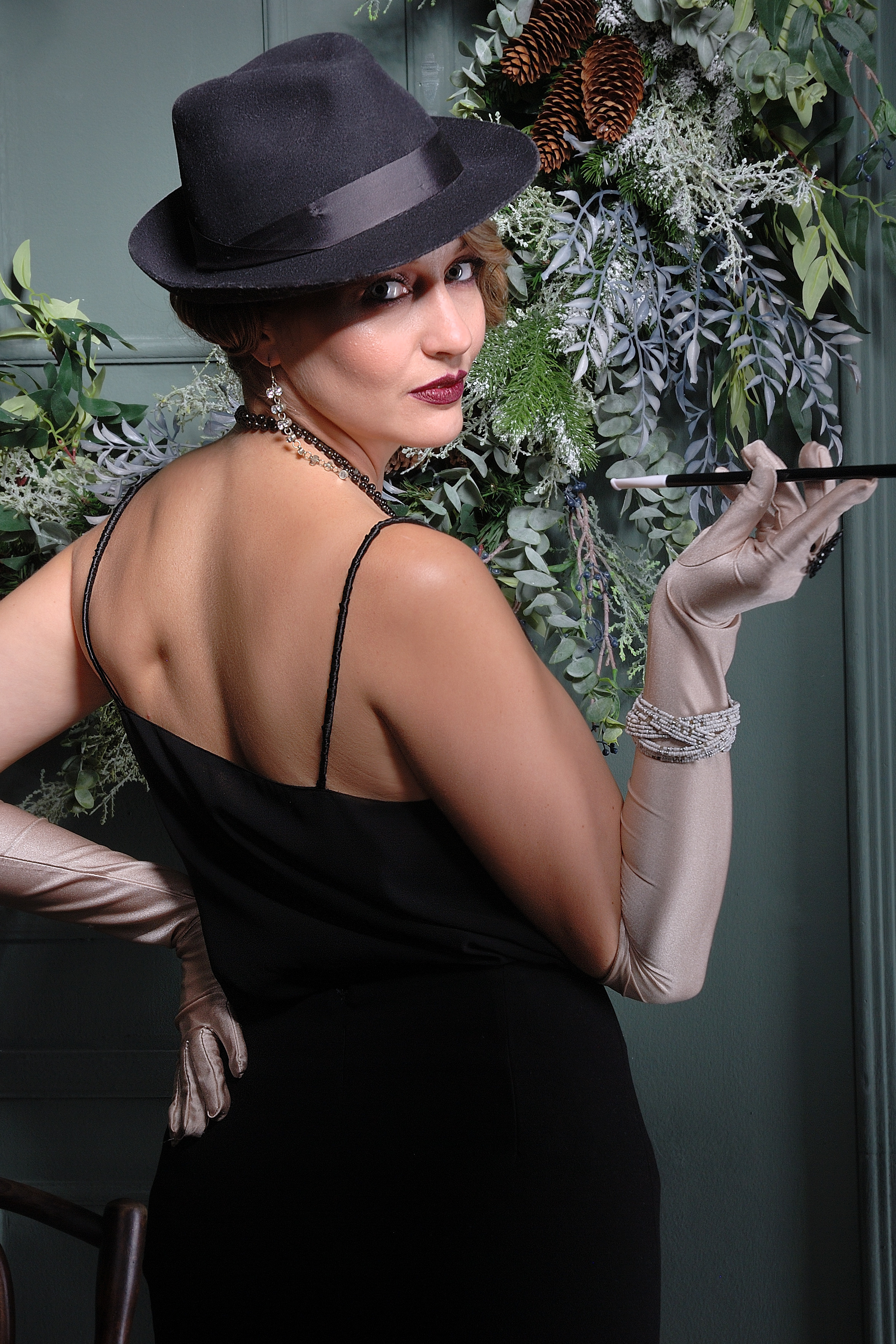 Студийная фотосессия в Сызрани в стиле Гэтсби от фотографа Дмитрия Кищенко.