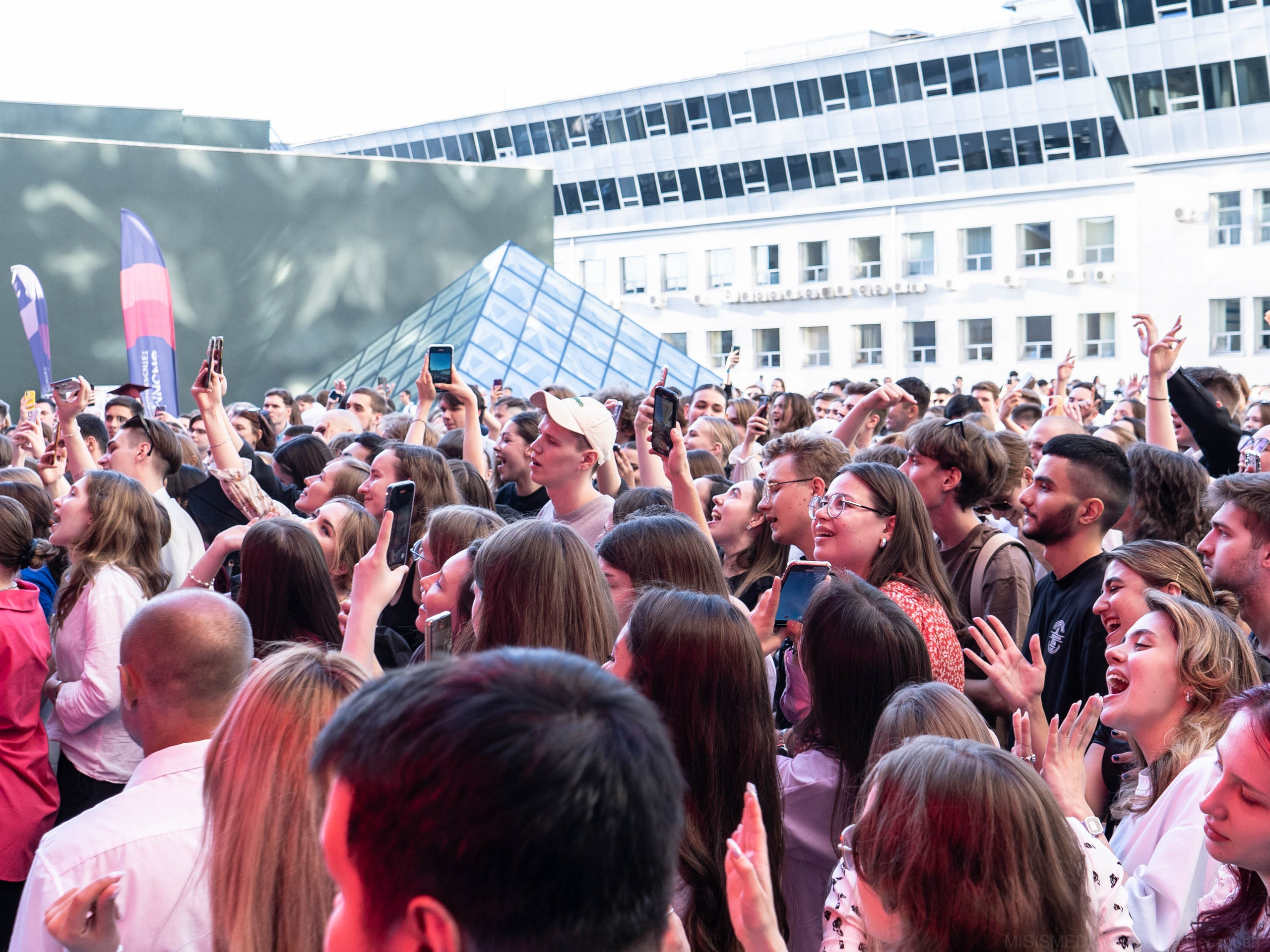 «МИР МИСИС — ЭТО МЫ!». Фотограф, оператор-монтажер, продюсер медиа проектов в Москве