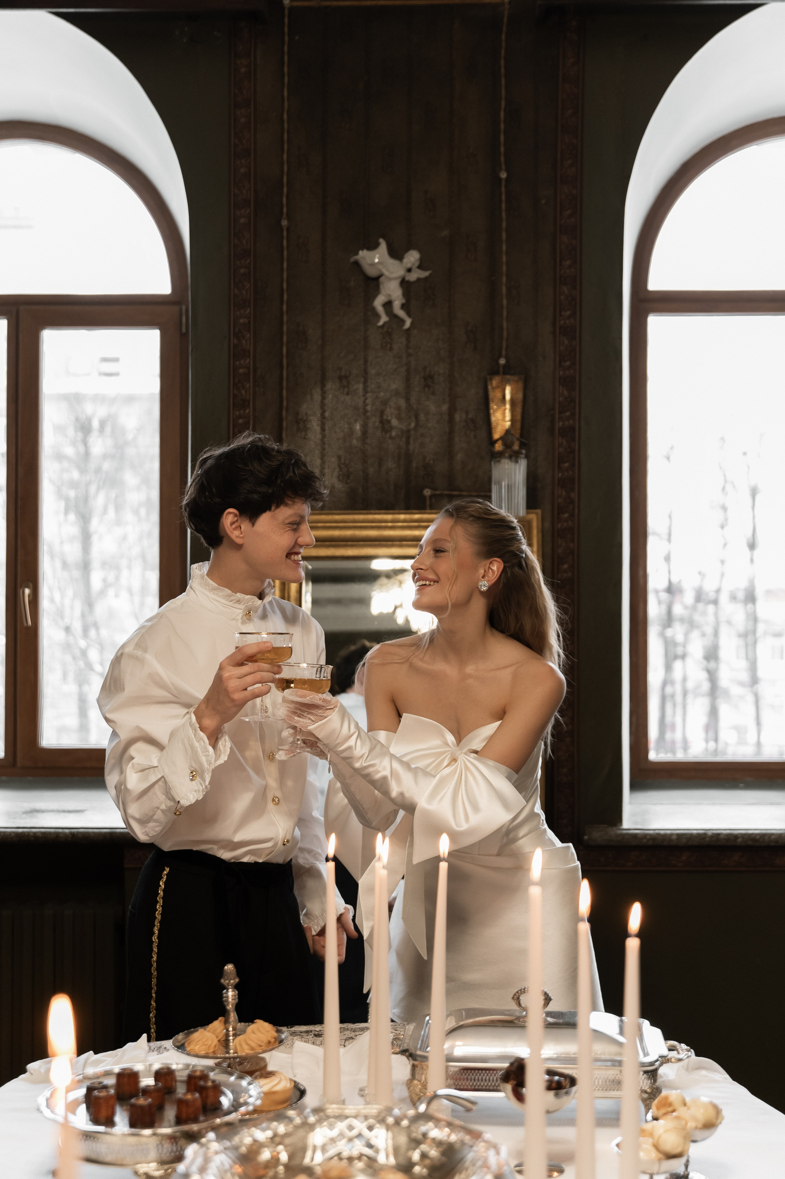 Свадебная съемка в исторической квартире на Чистых прудах. Ярослава Ерина — свадебный фотограф в Москве