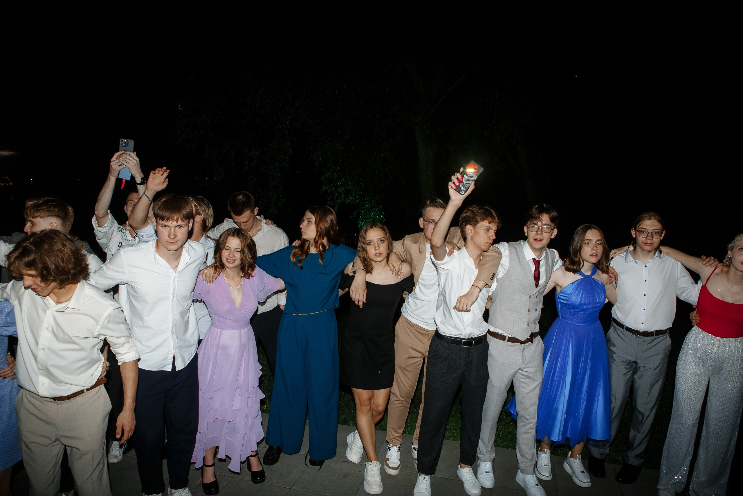 Выпускной Гимназия 12 2024 OpenHouse. Свадебный и портретный Фотограф в Липецке Дмитрий Котюков