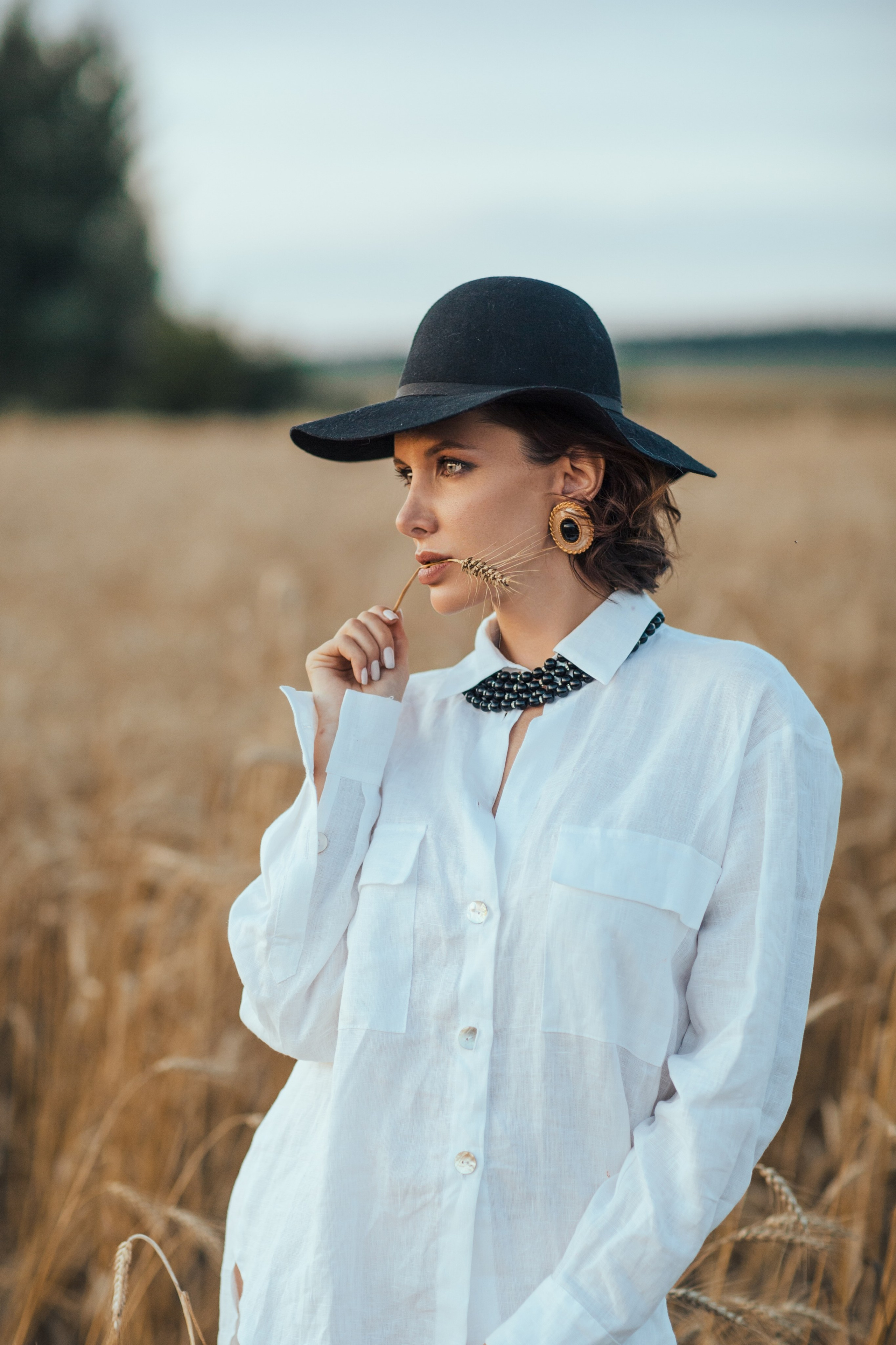 Фотосессия в пшенице для бренда Vintage Dream. Фотограф и видеограф Анна Домашенко