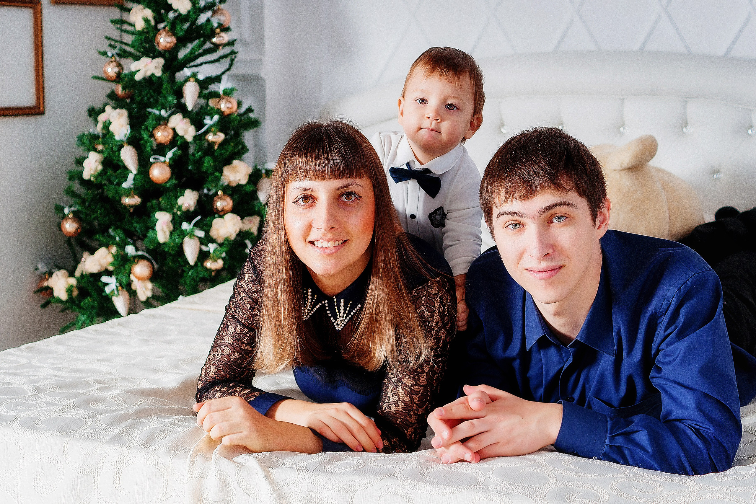 Семейная съёмка в студии. Семейный фотограф г. Новокузнецк Юлия Машникова