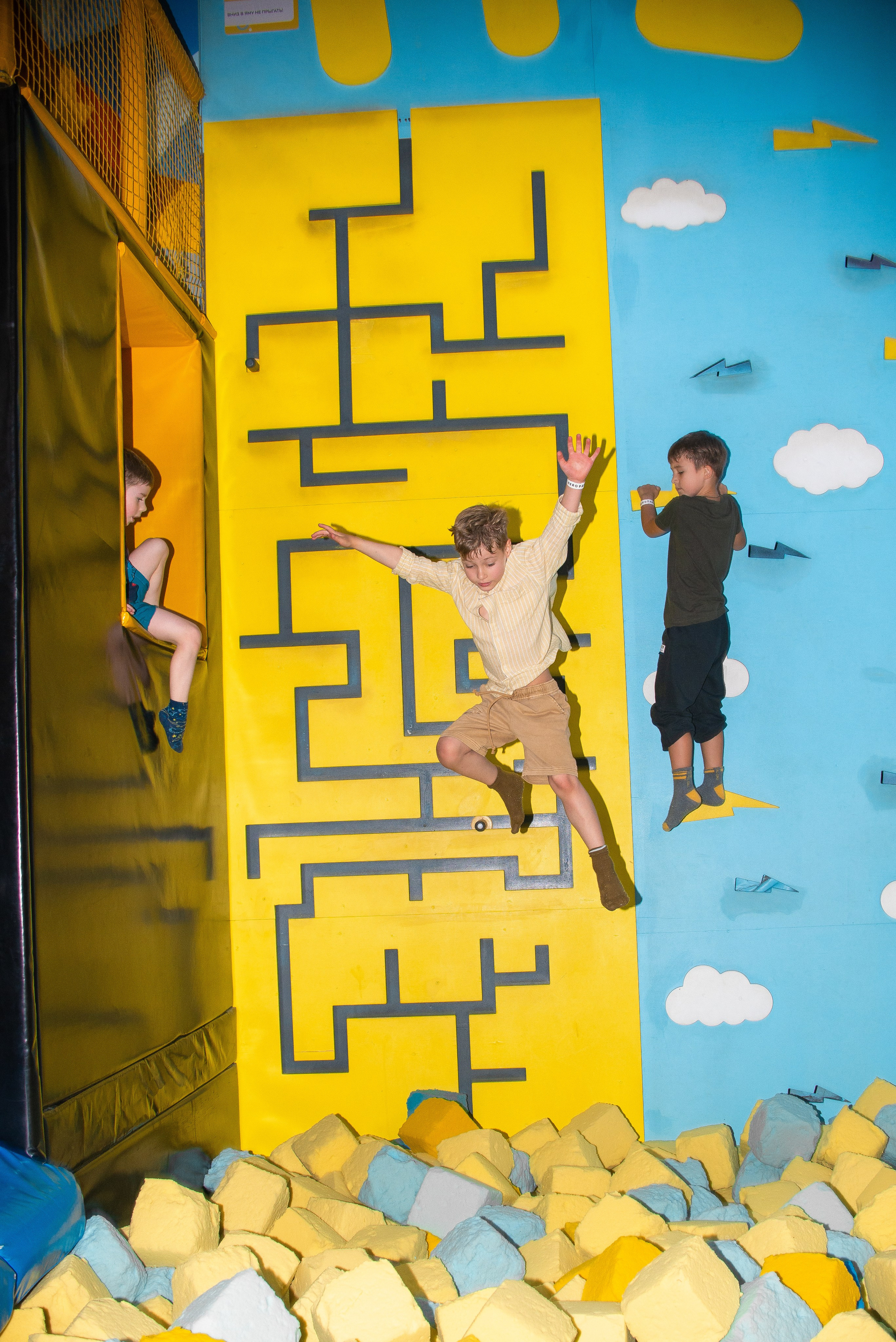 Выпускной в садике 2024. Семейный фотограф на выписку из роддома и крещение Минск Настя Гришук