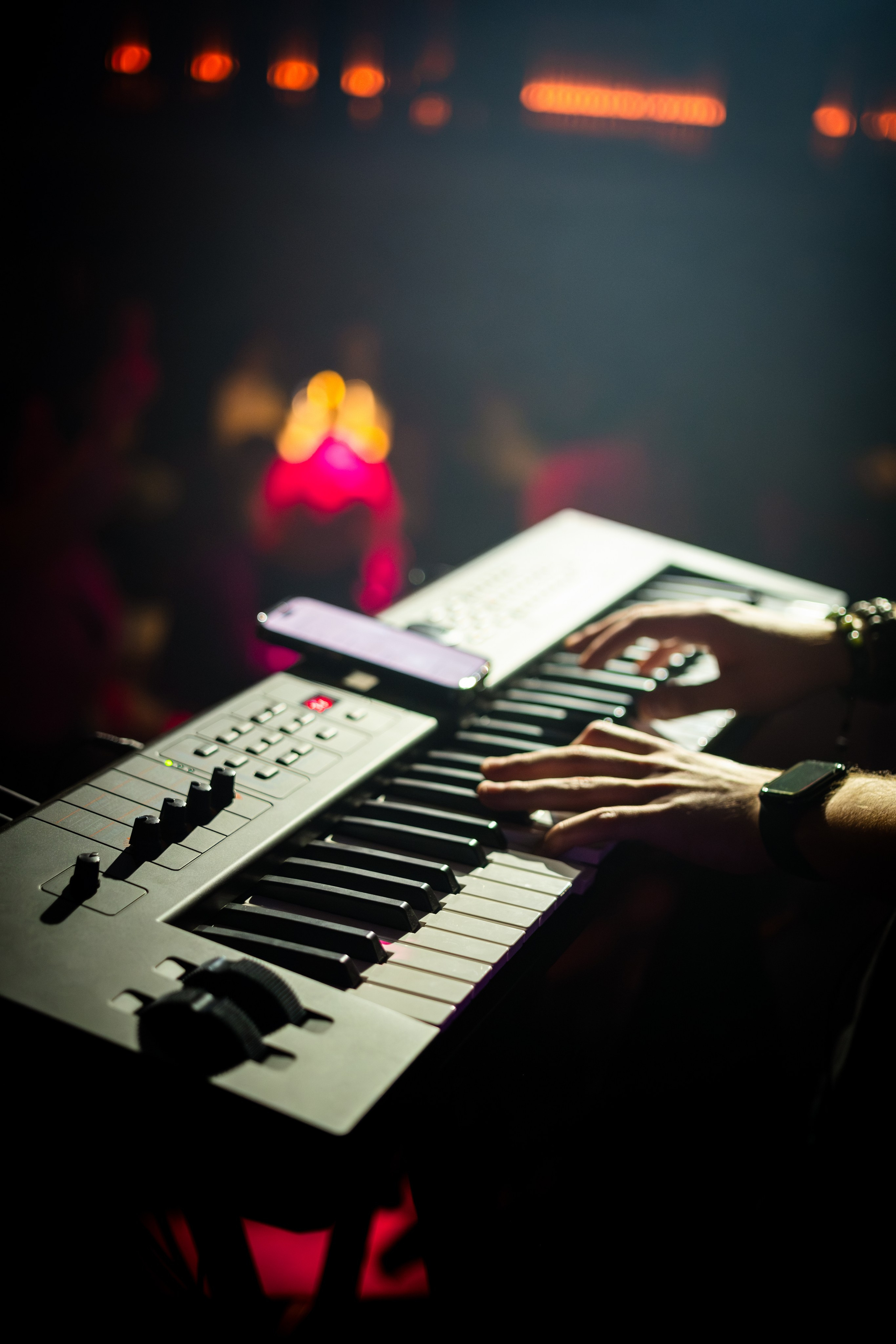 Концерт. Фотограф и видеограф в Тюмени Анна Жагорина, ваши фото еще не отдавали так быстро!