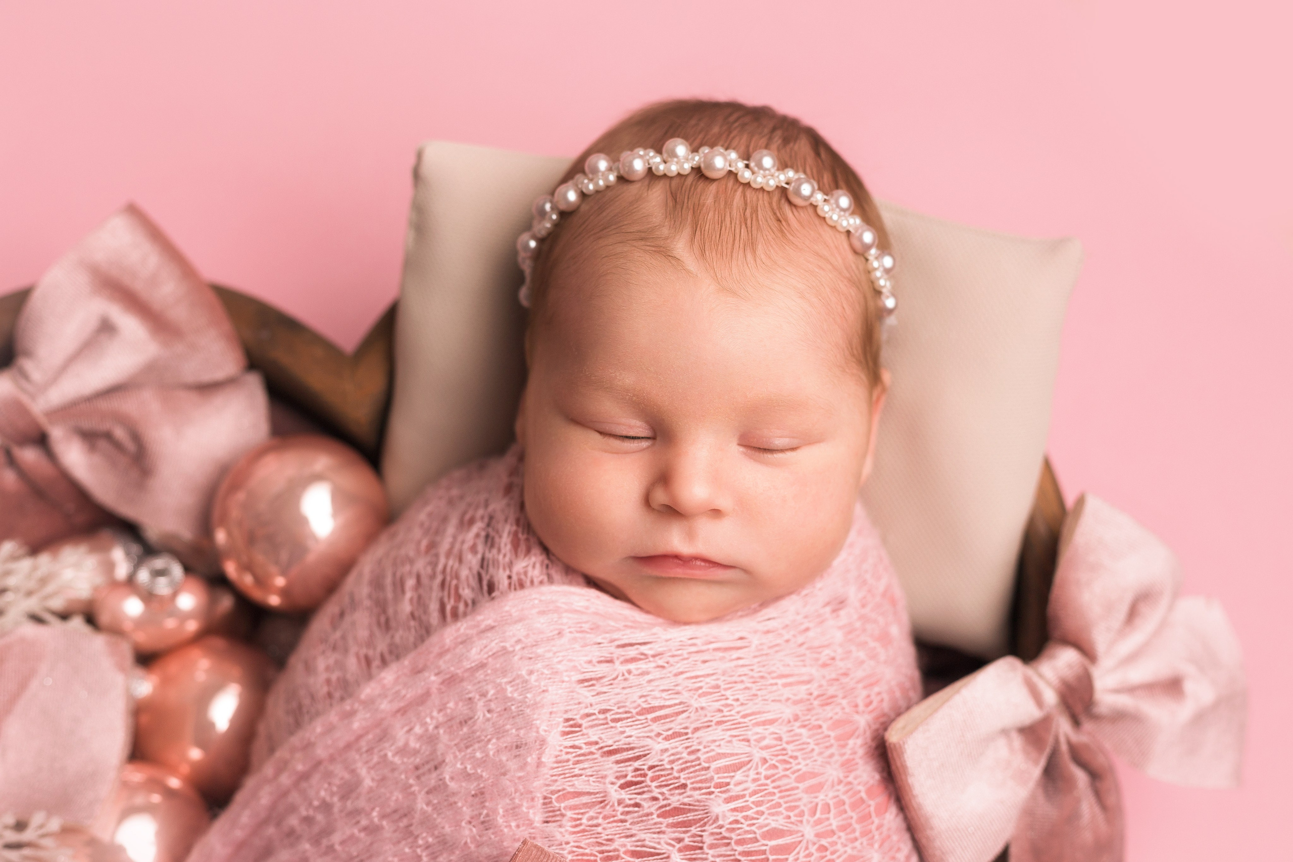 Фотографии новорожденных детей. Фотограф новорожденных в Омске Анастасия Моисеева