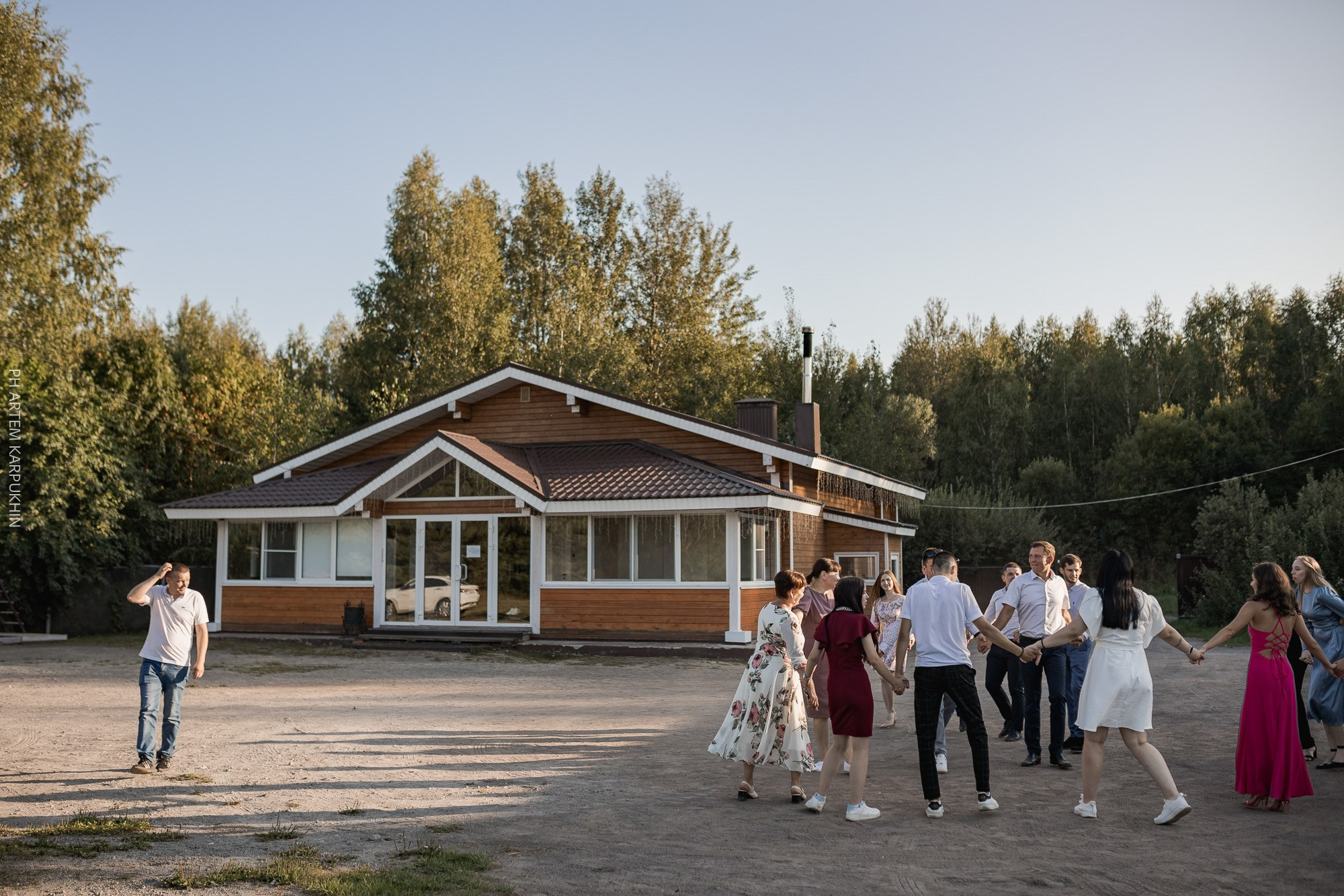 Свадьба, фотограф в Выксе Артем Карпухин, ведущая Наталья Самарина. Фотограф городских и семейных событий Артем Карпухин