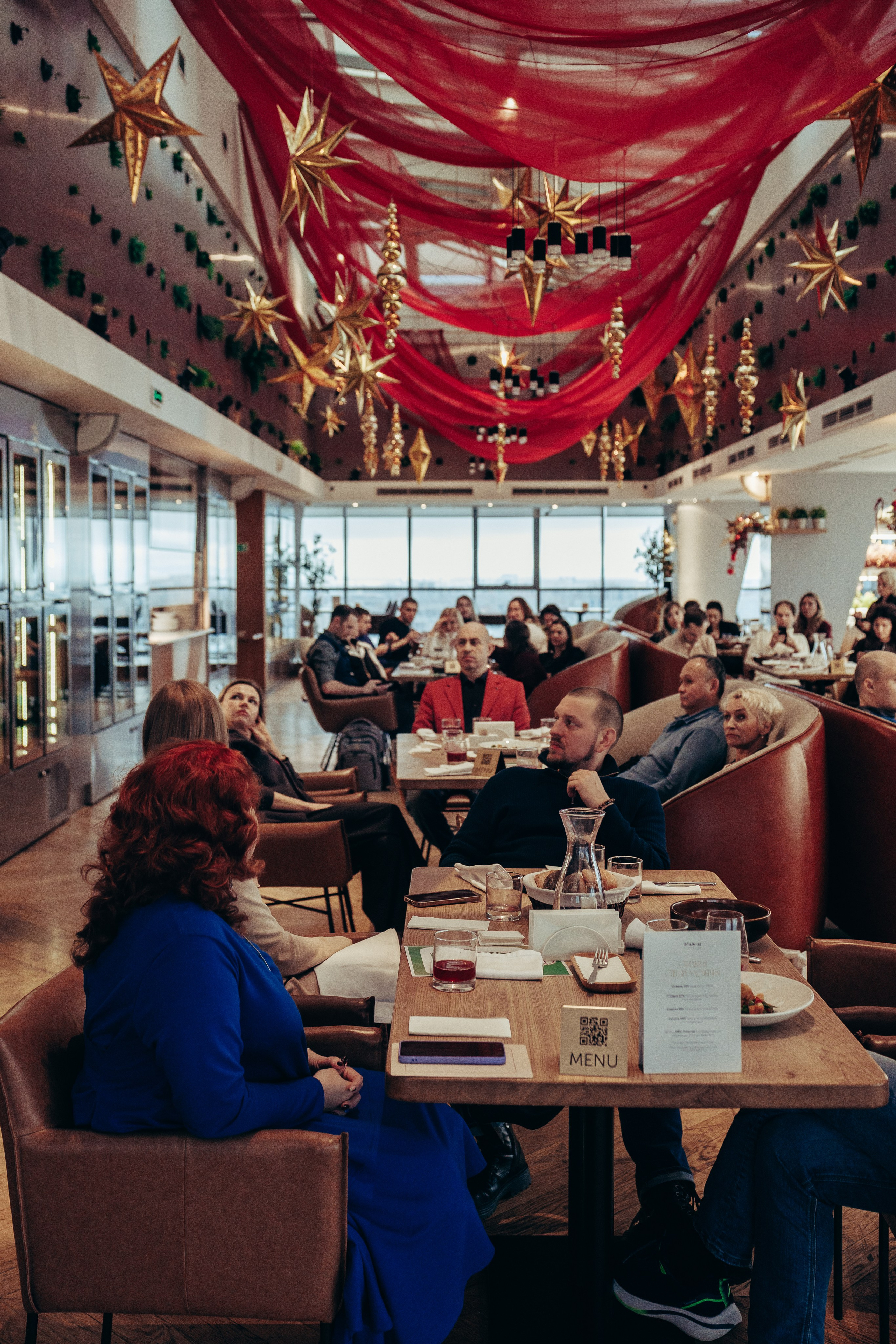 Репортажная съёмка в ресторане. Профессиональный фотограф в Санкт-Петербурге Александр Волосенцев