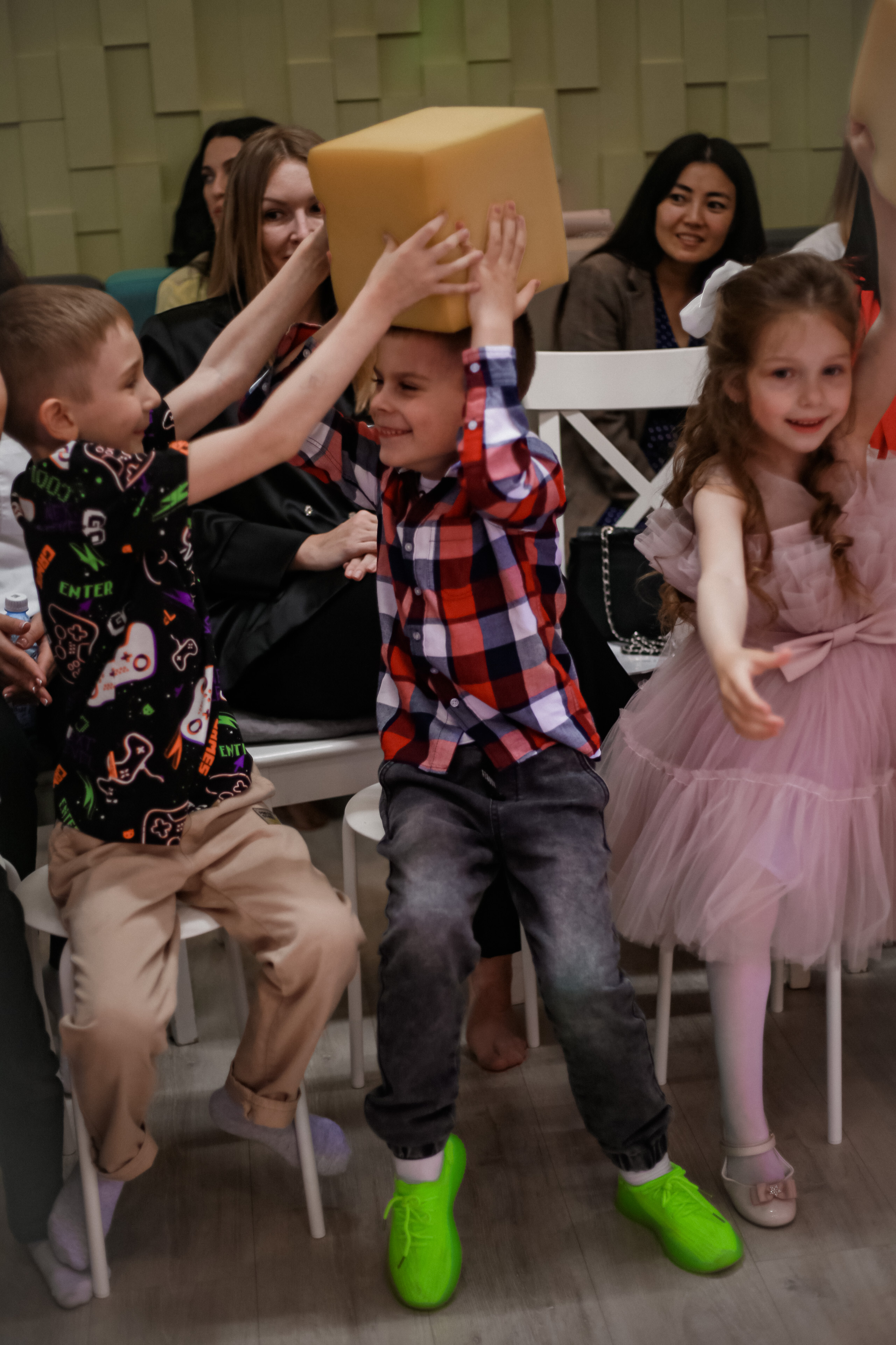 Выпускной из детского сада. Лофт «Братья Гримм». Детский фотограф, Волгоград