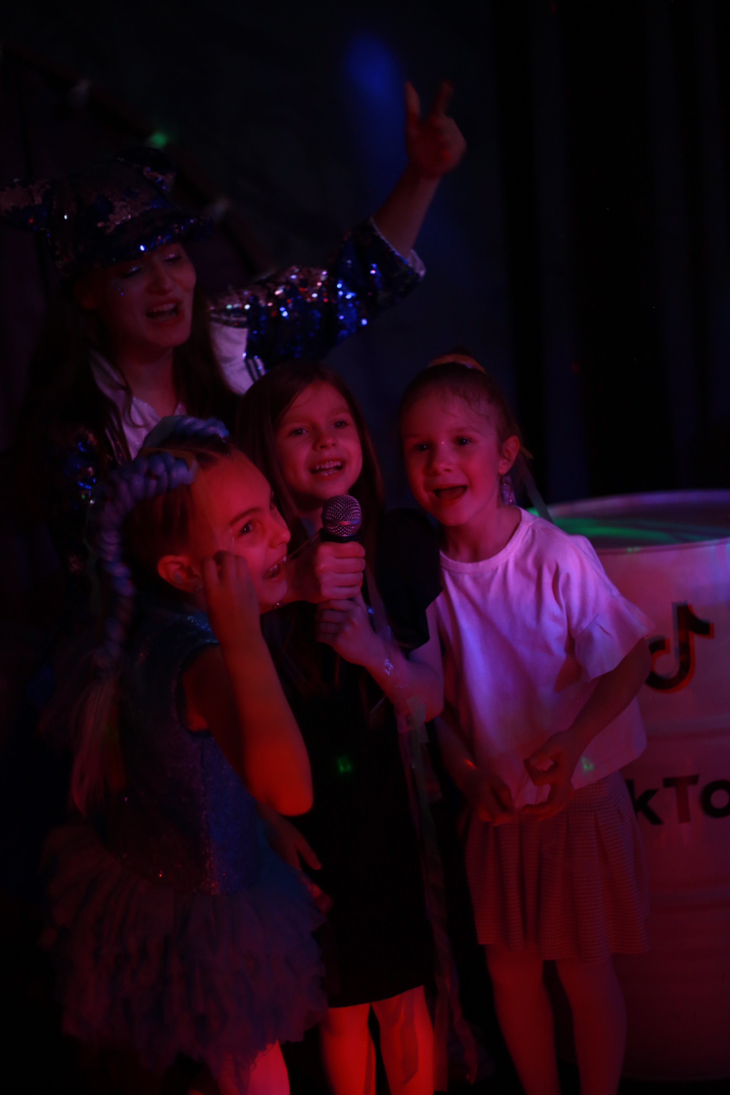 Выпускной из детского сада. Лофт «Братья Гримм». Детский фотограф, Волгоград