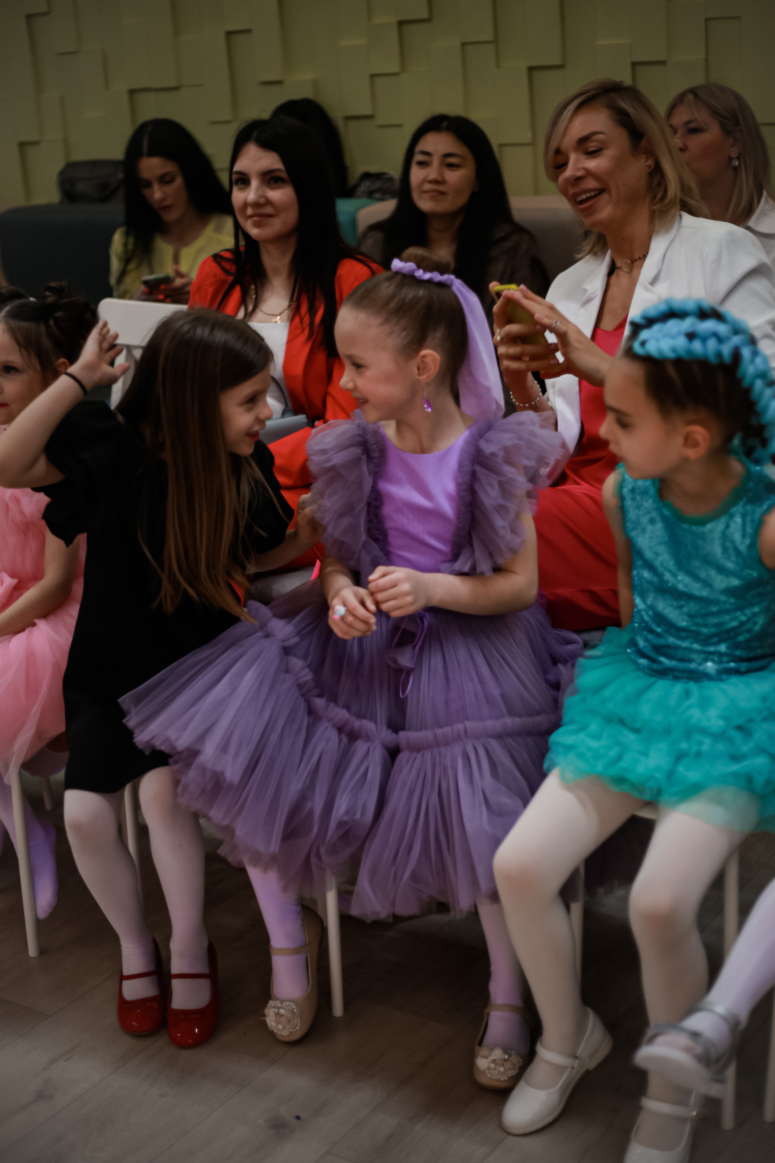 Выпускной из детского сада. Лофт «Братья Гримм». Детский фотограф, Волгоград