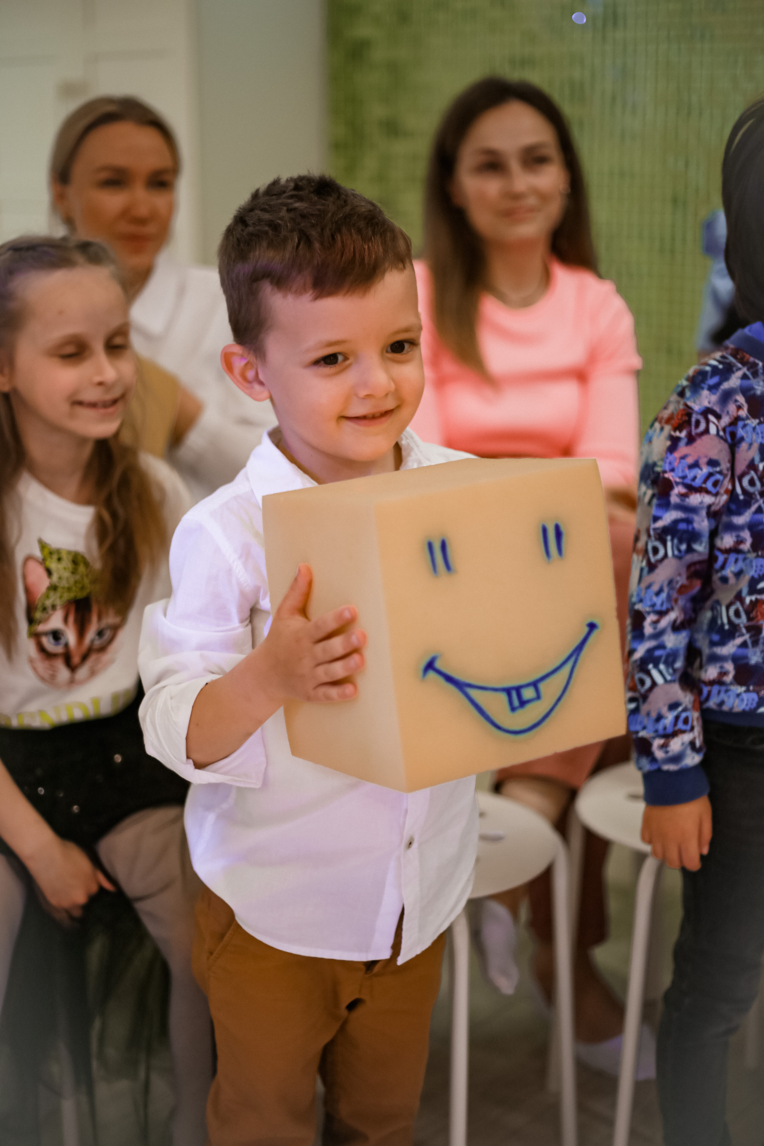 Выпускной из детского сада. Лофт «Братья Гримм». Детский фотограф, Волгоград