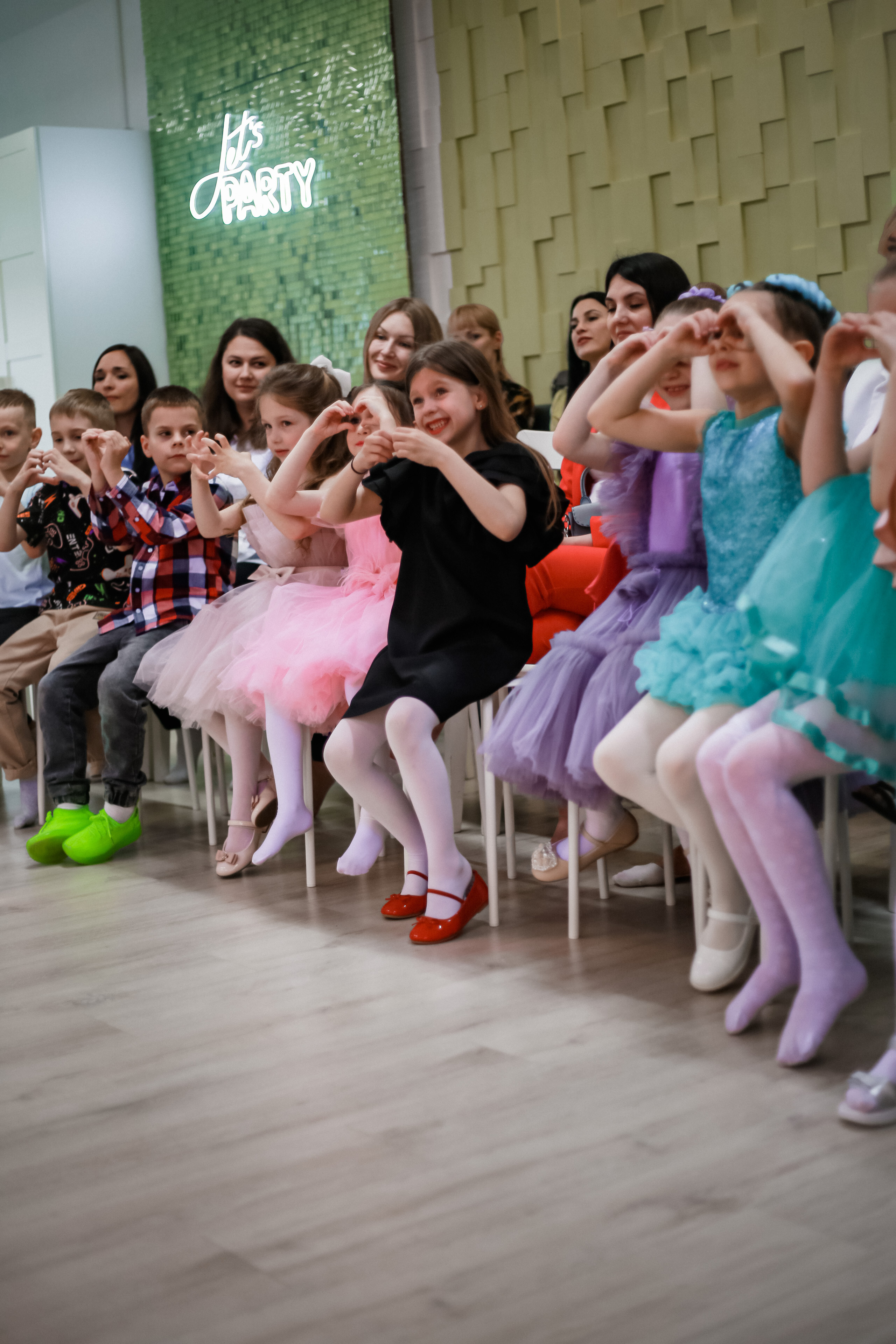 Выпускной из детского сада. Лофт «Братья Гримм». Детский фотограф, Волгоград