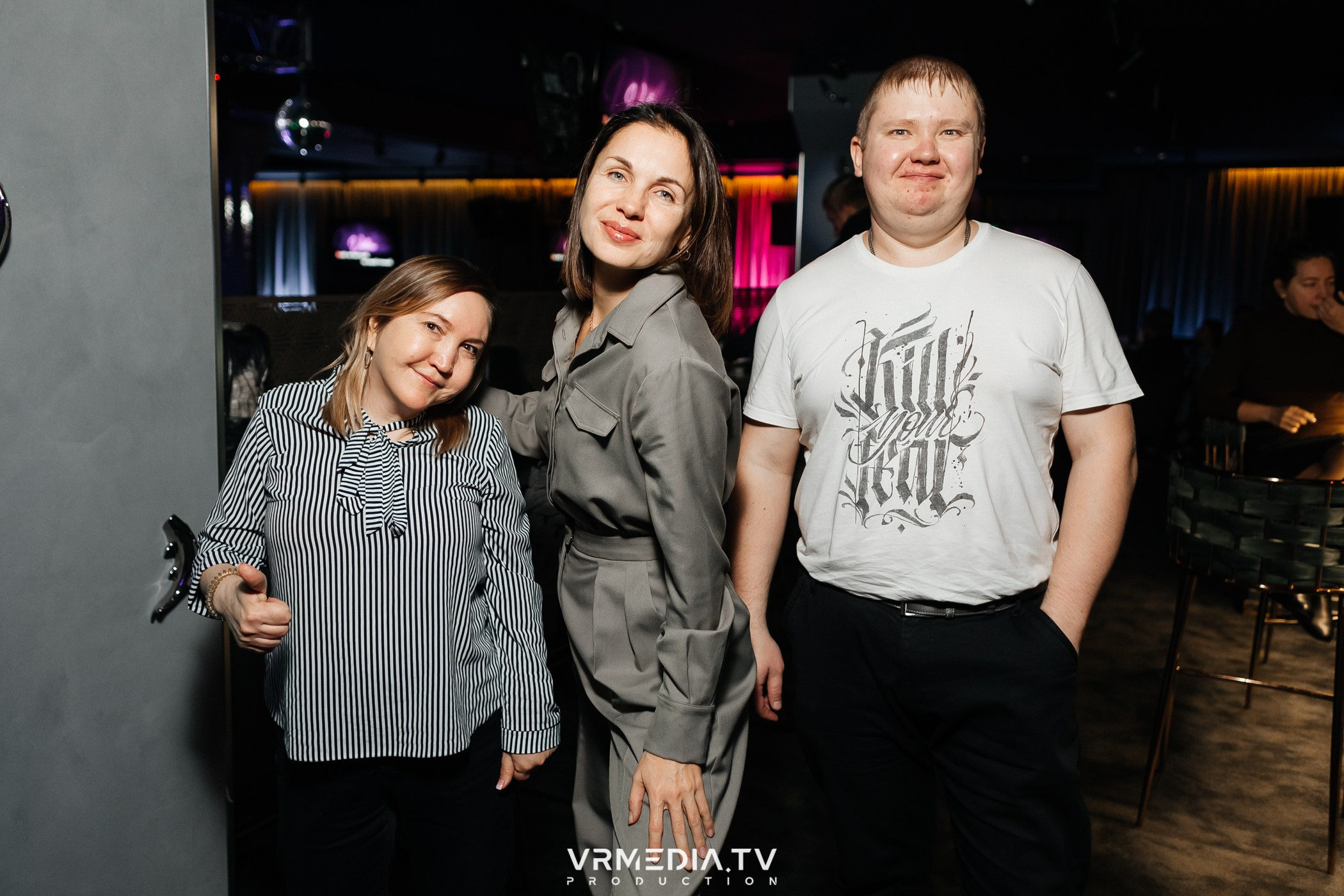 ЗИМА ХОЛОДА в караоке-баре «Volna»