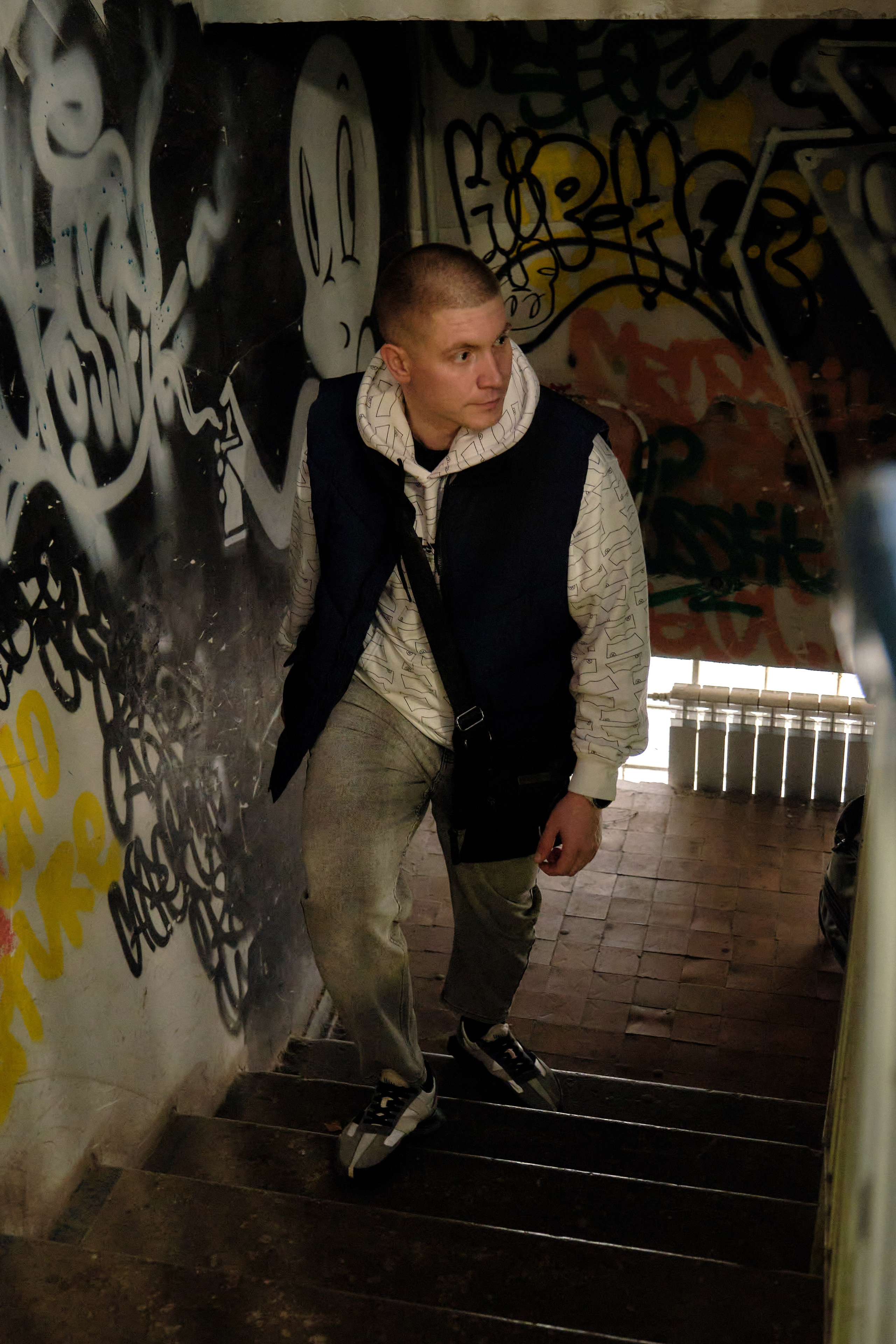 📸 Мужская фотосессия на улице и в студии | Профессиональные фото