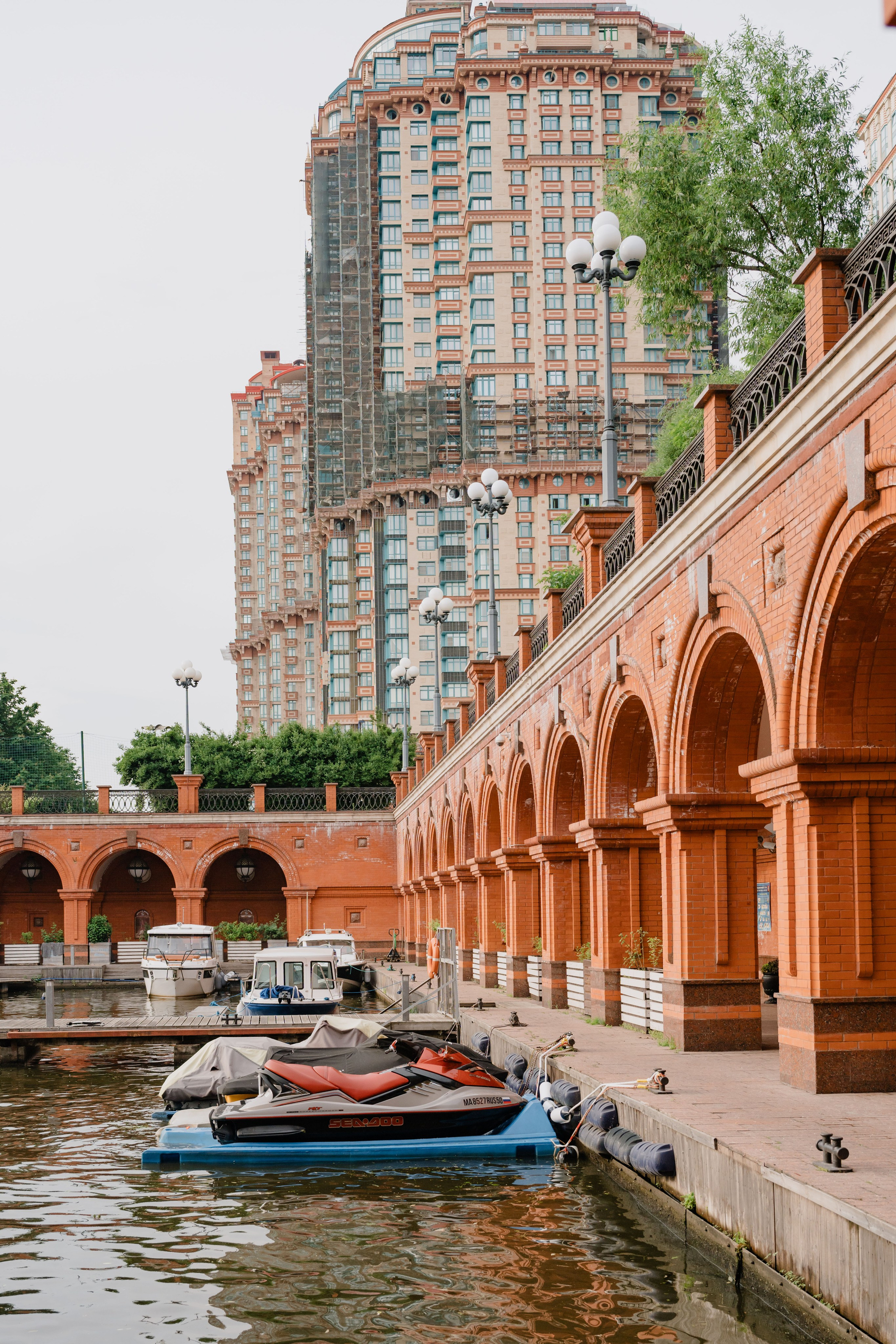 Ресторан для предложения руки и сердца «Ривер Клаб» (River Club Moscow). Свадебный фотограф в Москве — свадебные фотосессии. Видеограф Москва