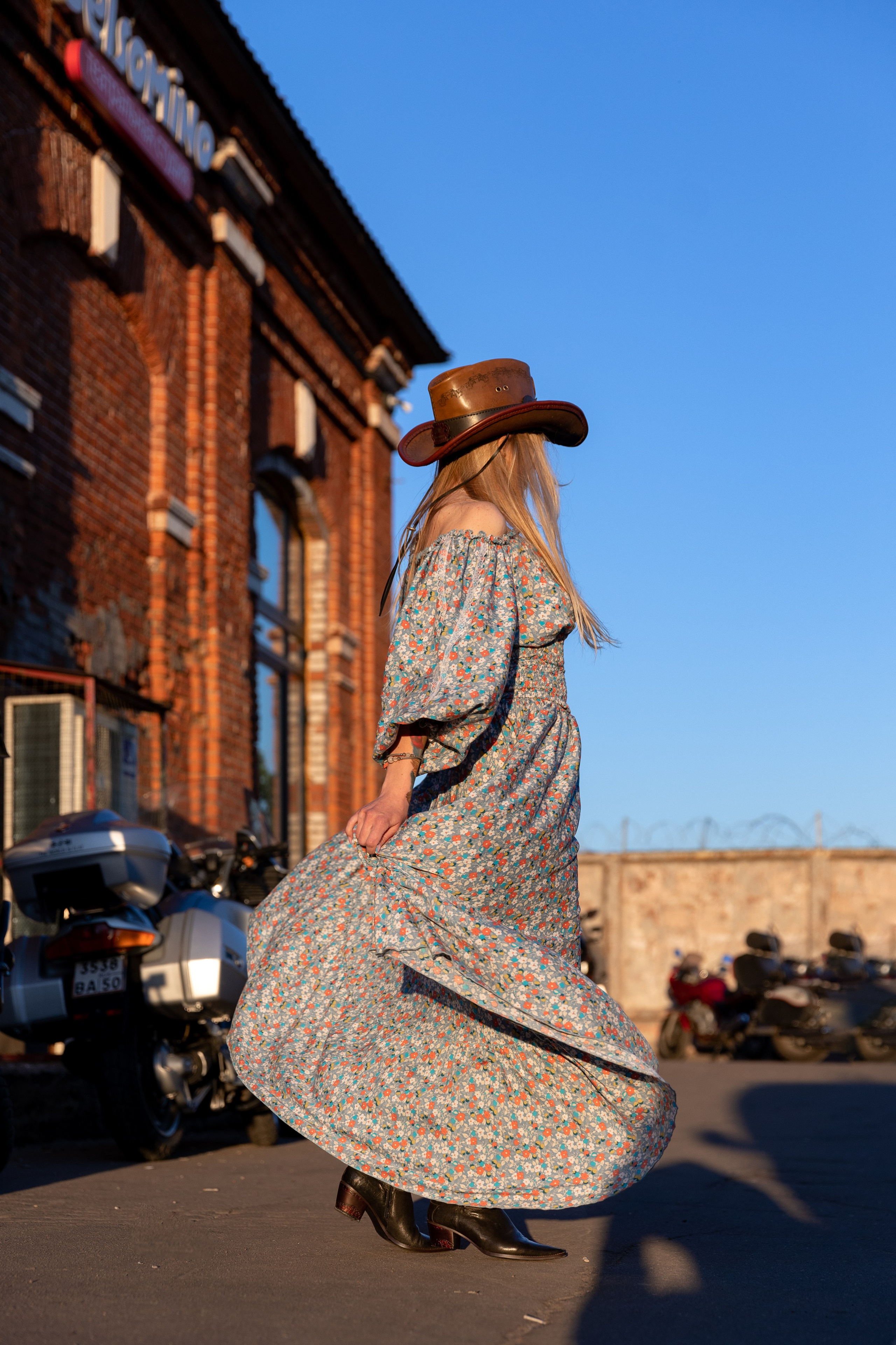 Вестерн. Русский рок. Стилизованная съемка