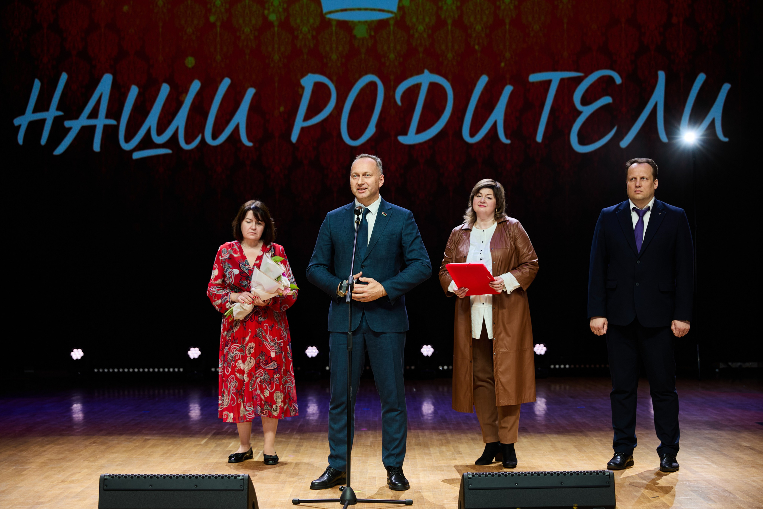 Выпускной 9 класс. Свадебная, репортажная фотосъемка и видеосъемка в Минске. Илья и Юлия Ширмановы. Фотограф | Видеограф | Минск