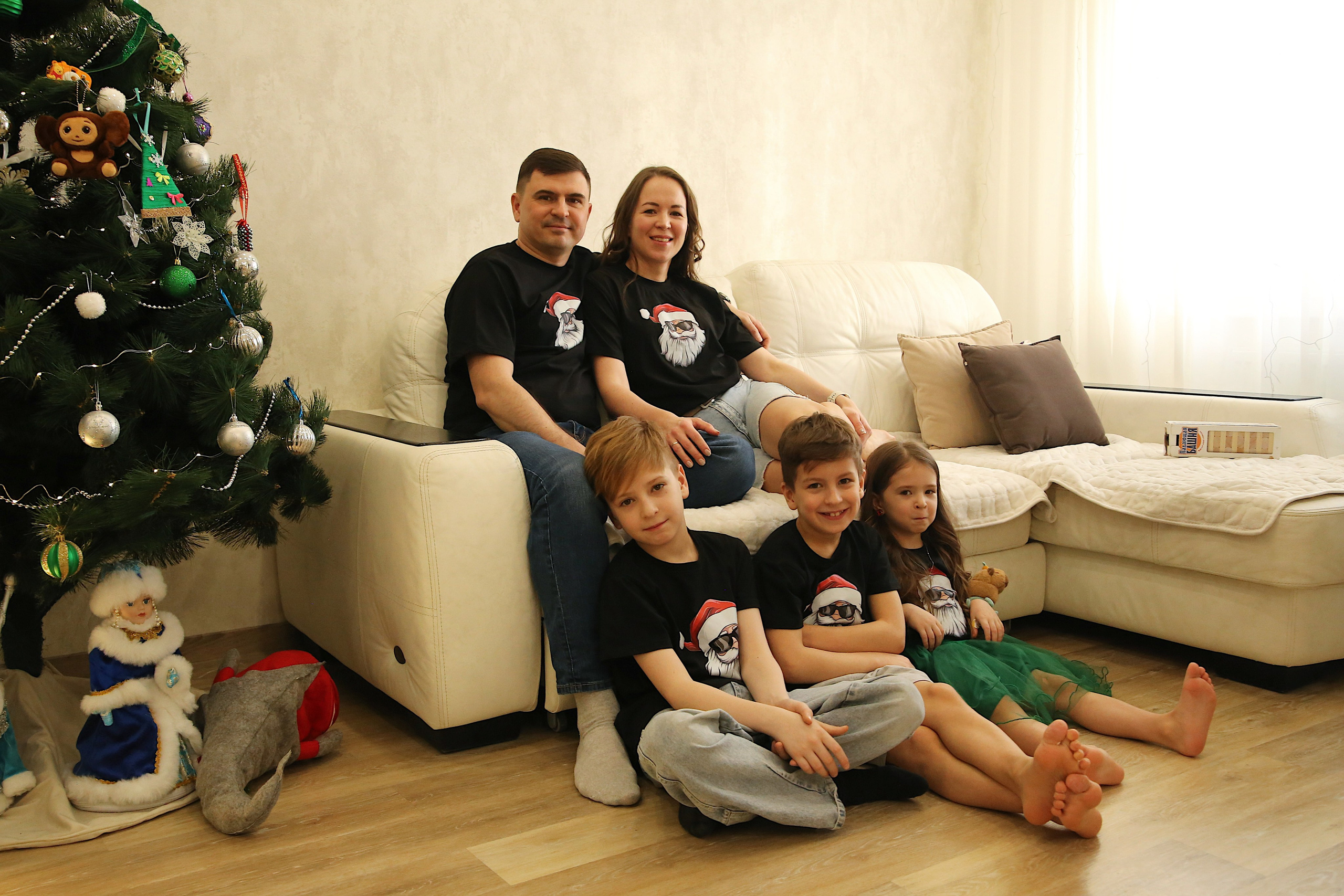 Хисамовы. Домашняя съемка. Фотограф Пирумян Анна. г. Сургут, г. Воронеж