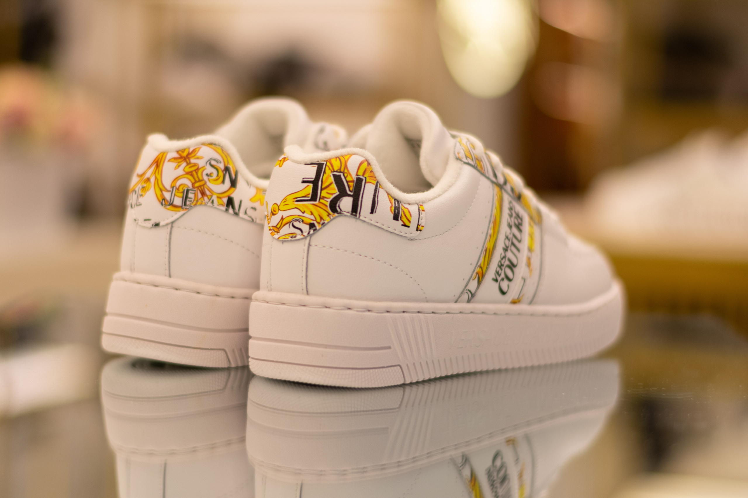 Для организаций. Предметная фотосессия для обувного магазина Capsula. Фотограф/видеограф Богдан Голованов