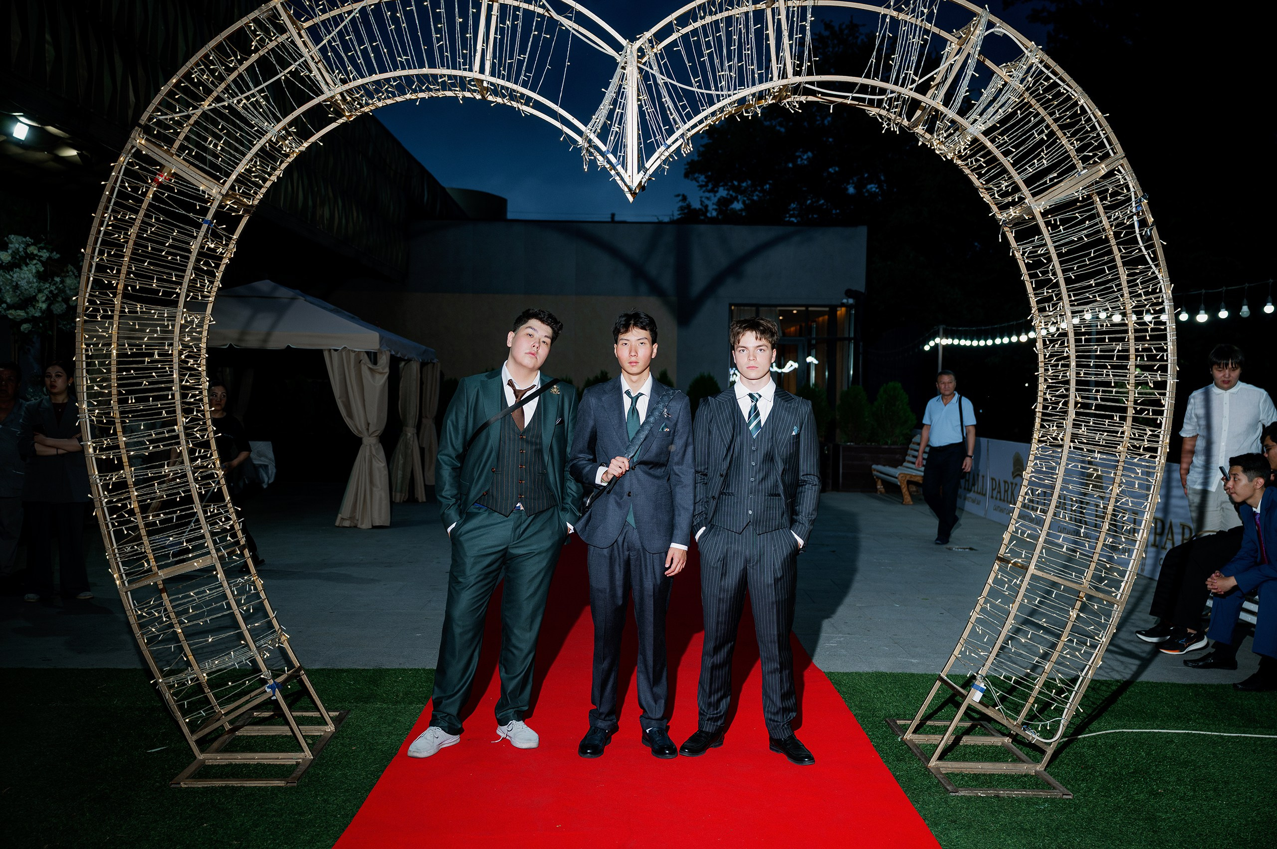 Выпускной — 11А, 2025. Фотограф в Алматы — Алексей Коньков | Репортаж, свадьбы, портреты