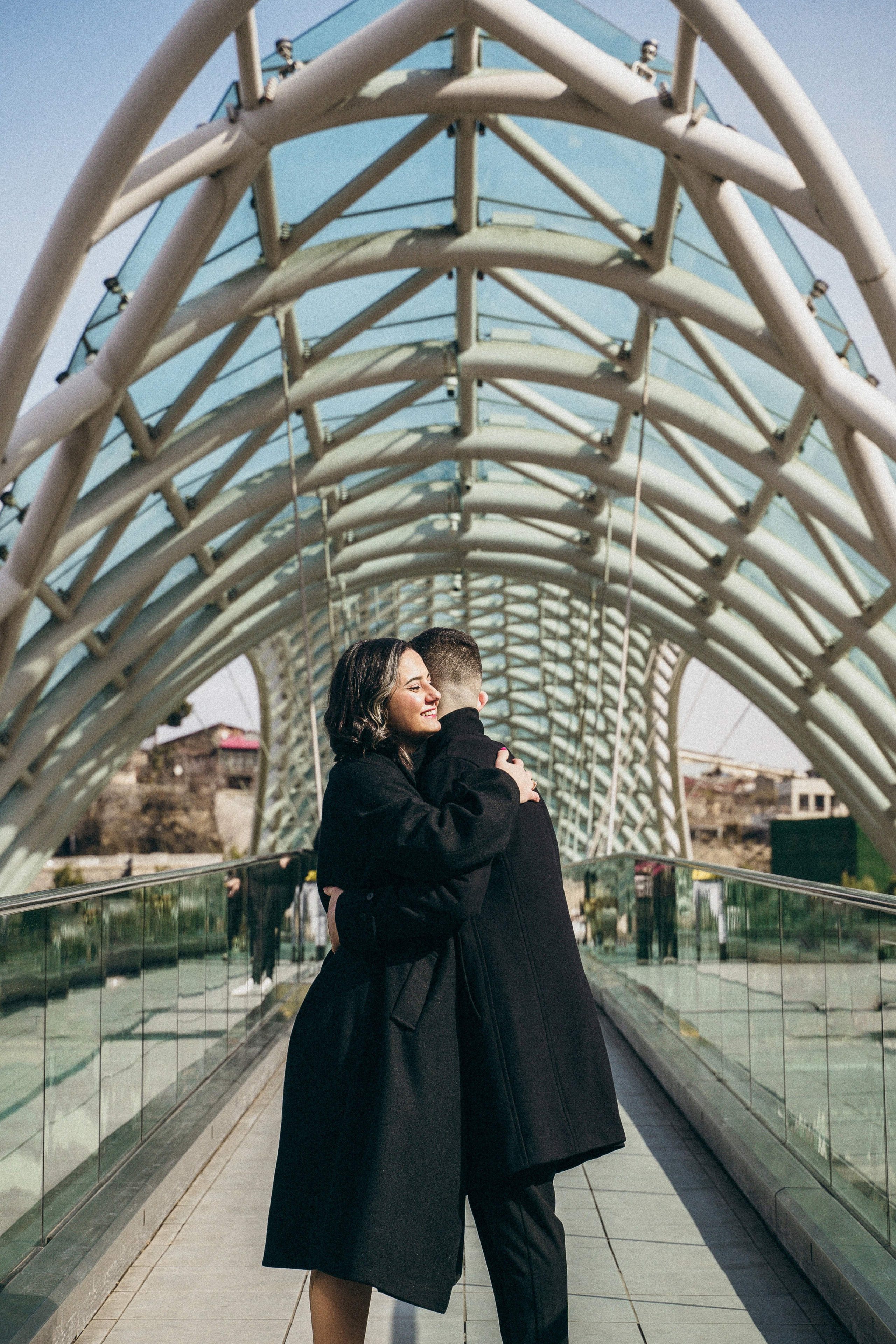 Девушка в красном