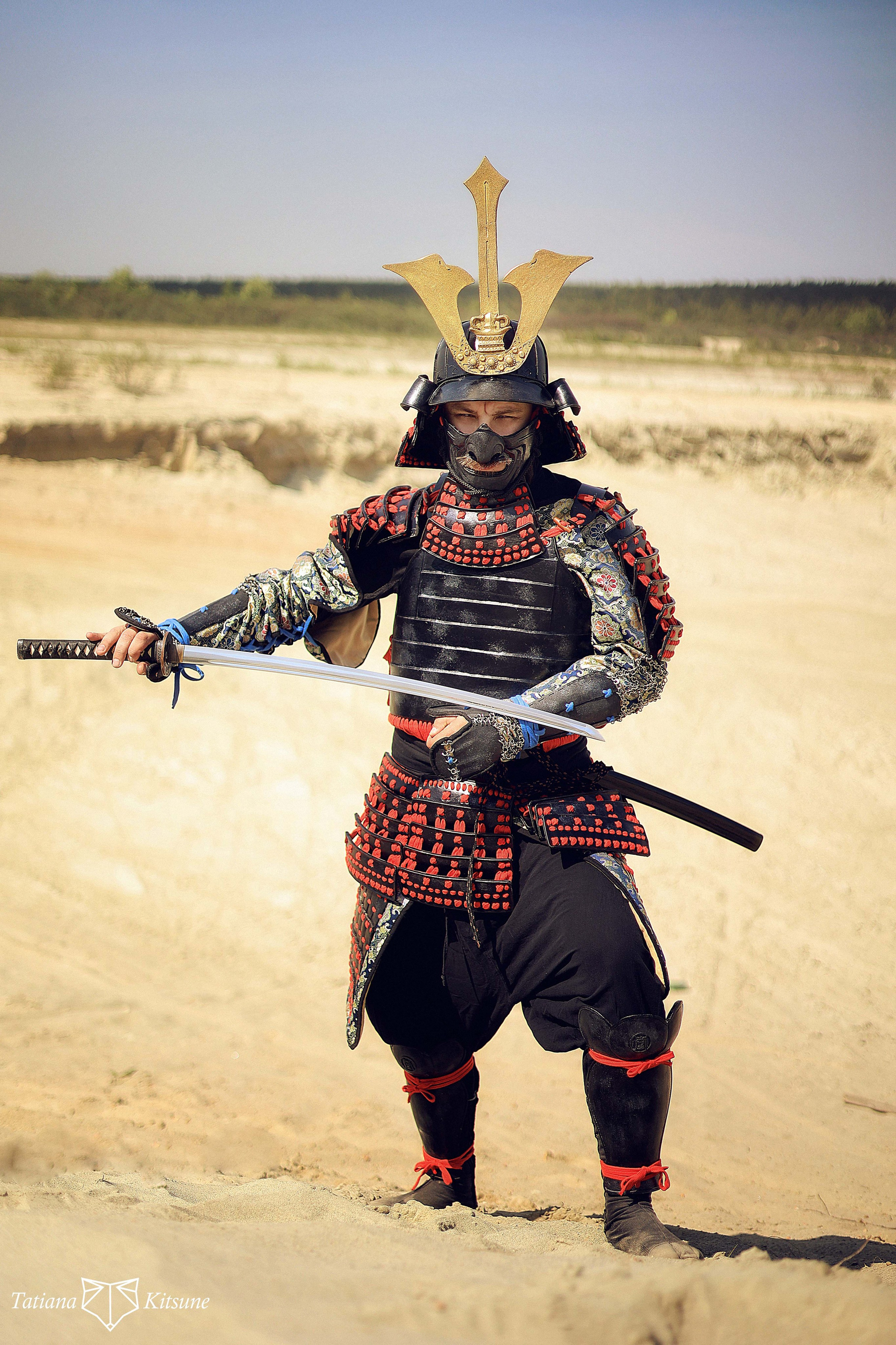 Последний самурай в самурайских доспехах с катаной. Эксклюзивный фотограф японских сказок в Екатеринбурге