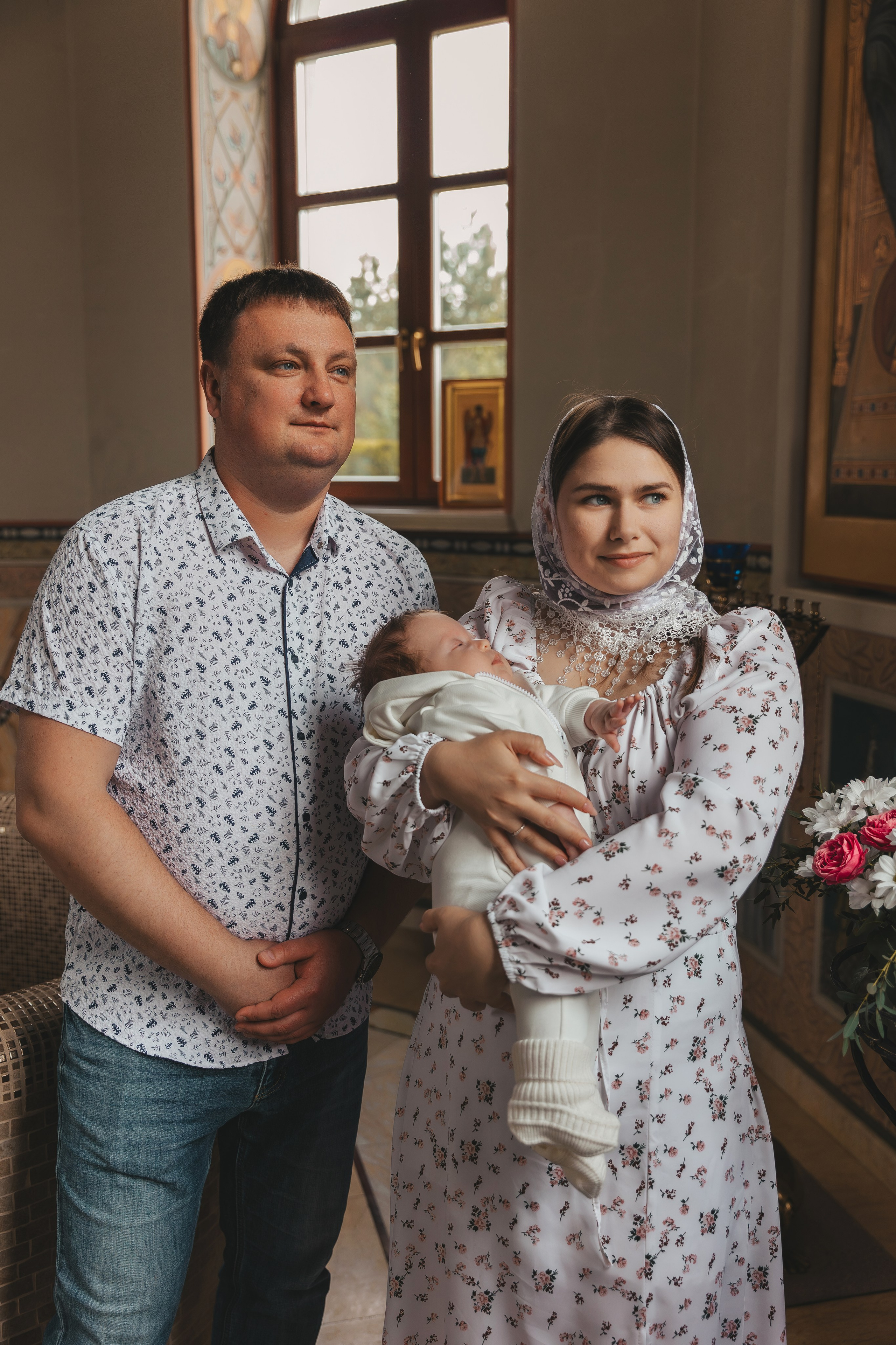 Репортажная съемка Крещения в Москве и области. Семейный и женский фотограф в Москве Надежда Воробьева