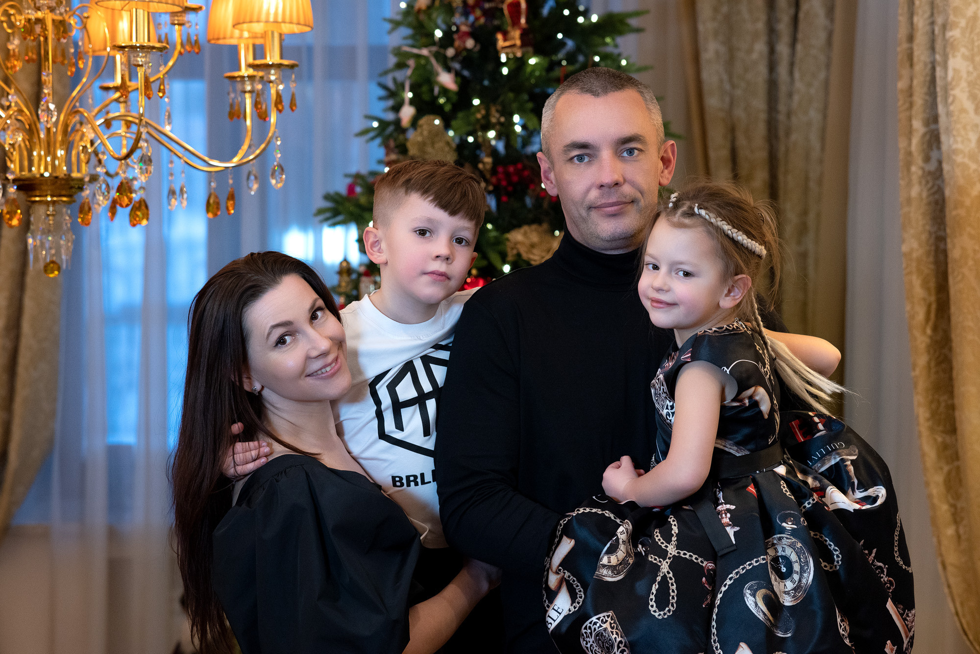 Новогодняя фотосессия для Татьяны и ее семьи. Фотограф в Красноярске / Дивногорске. Файзулина Анастасия