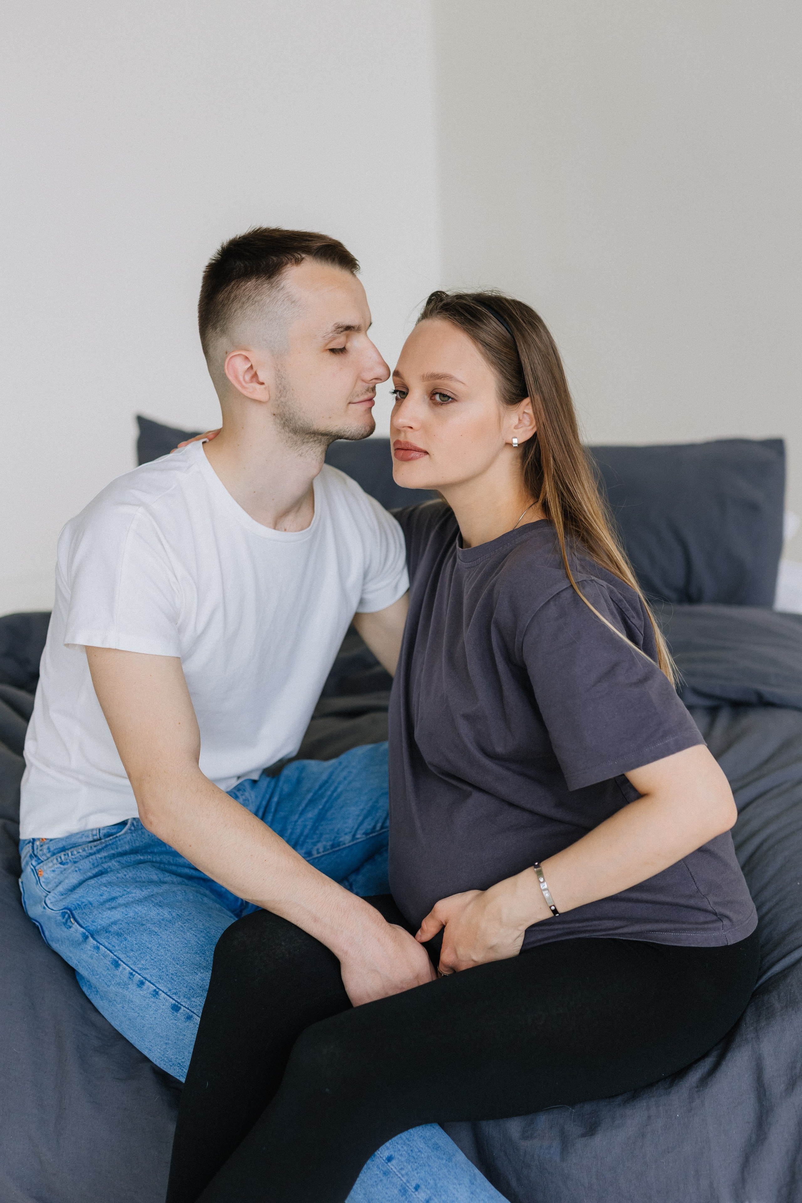 Беременность в интерьерном зале. Семейный фотограф Обнинск