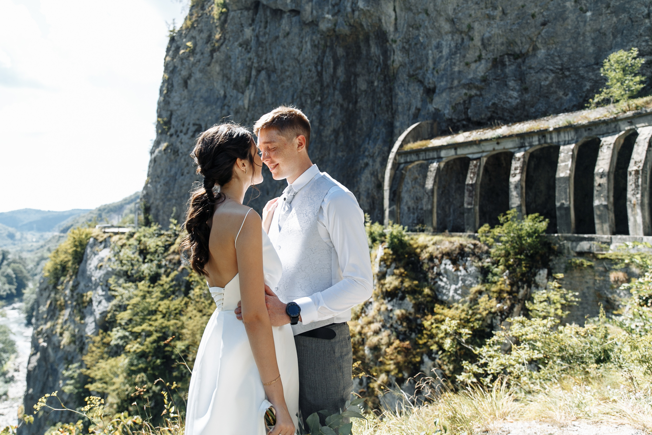 Вадим и Наталья. Свадьба в горах. Свадебный фотограф Сочи Елена Казакова