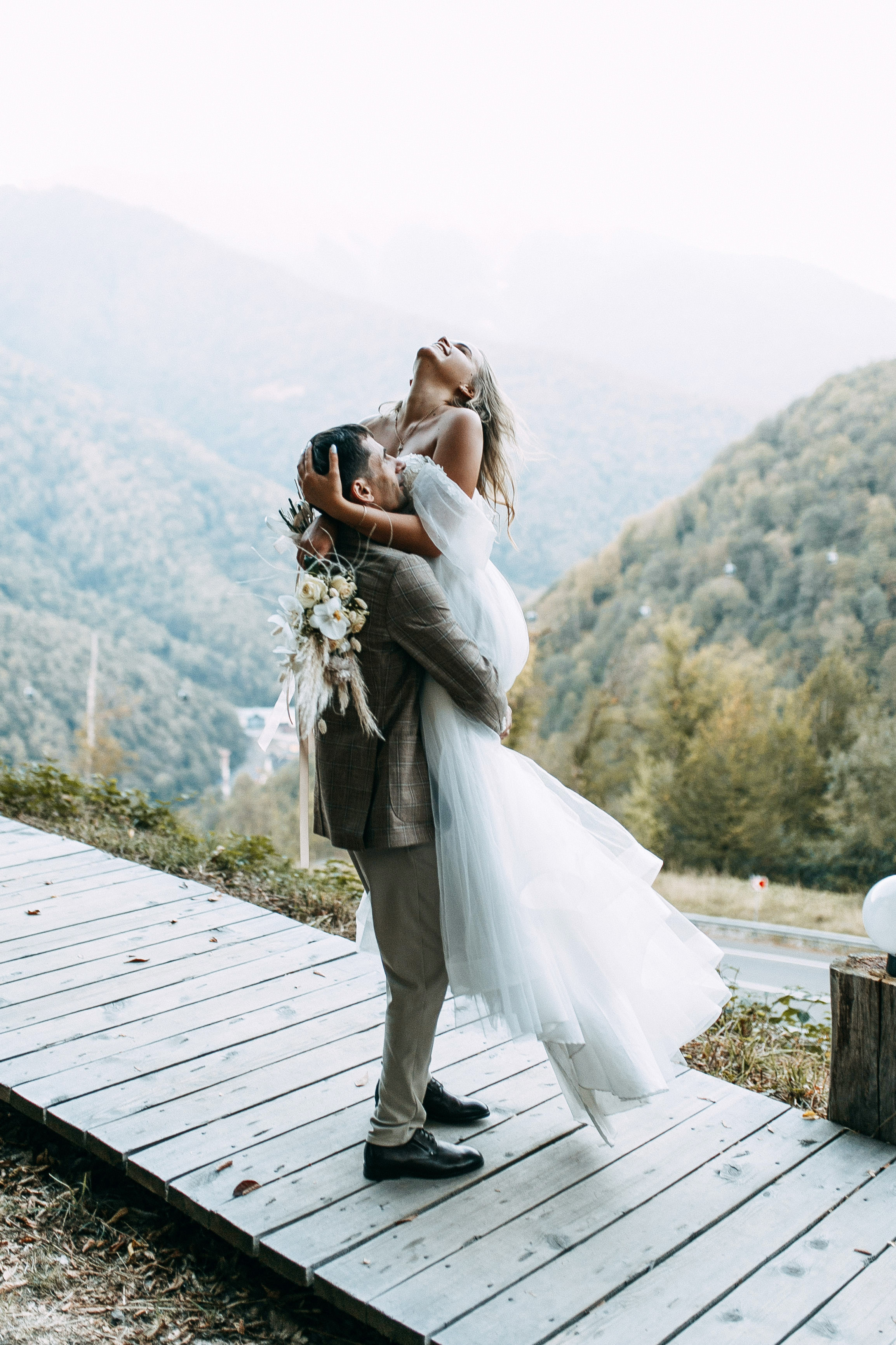 Мария и Илья. Свадьба в горах. Свадебный фотограф Сочи Елена Казакова