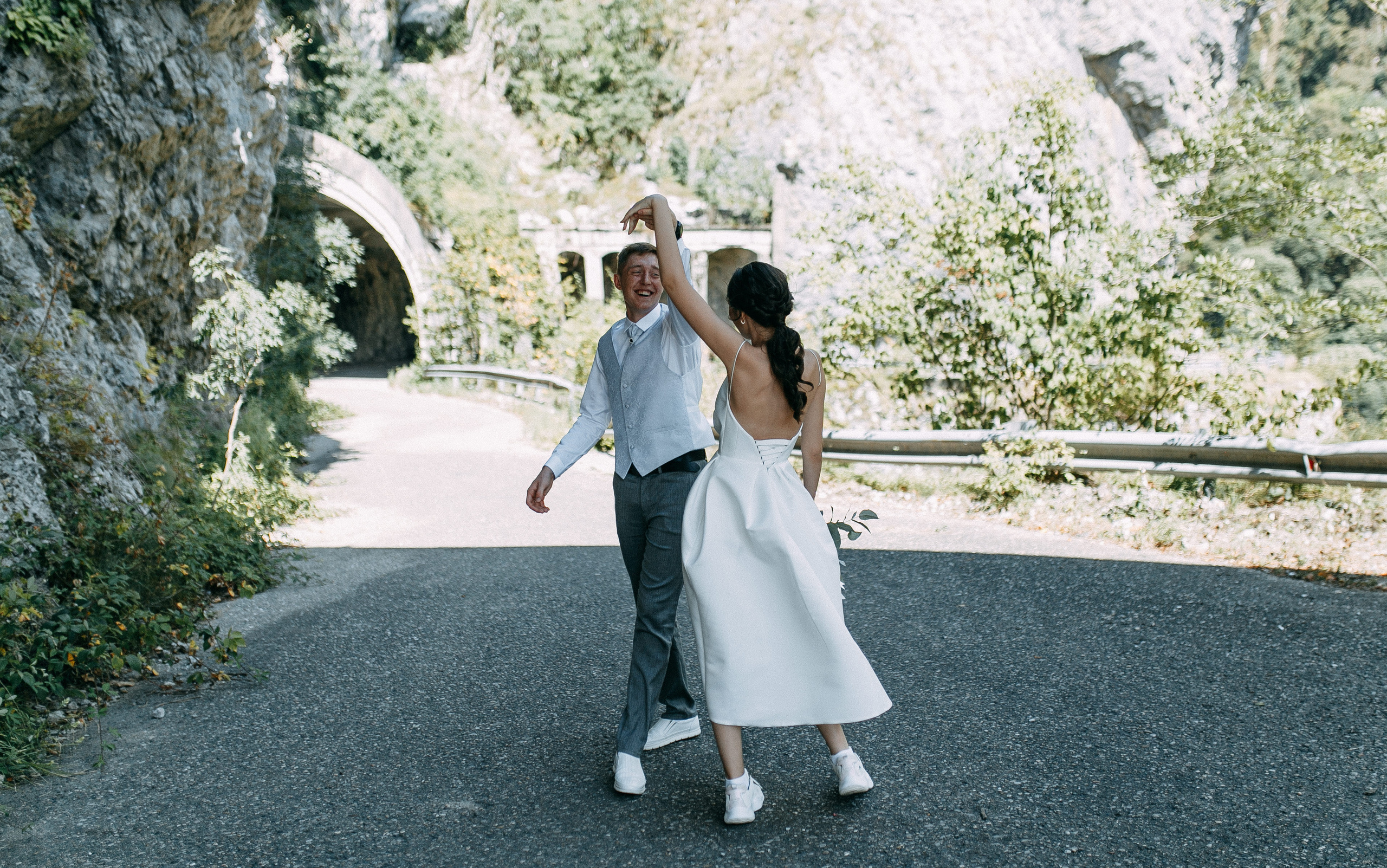 Вадим и Наталья. Свадьба в горах. Свадебный фотограф Сочи Елена Казакова