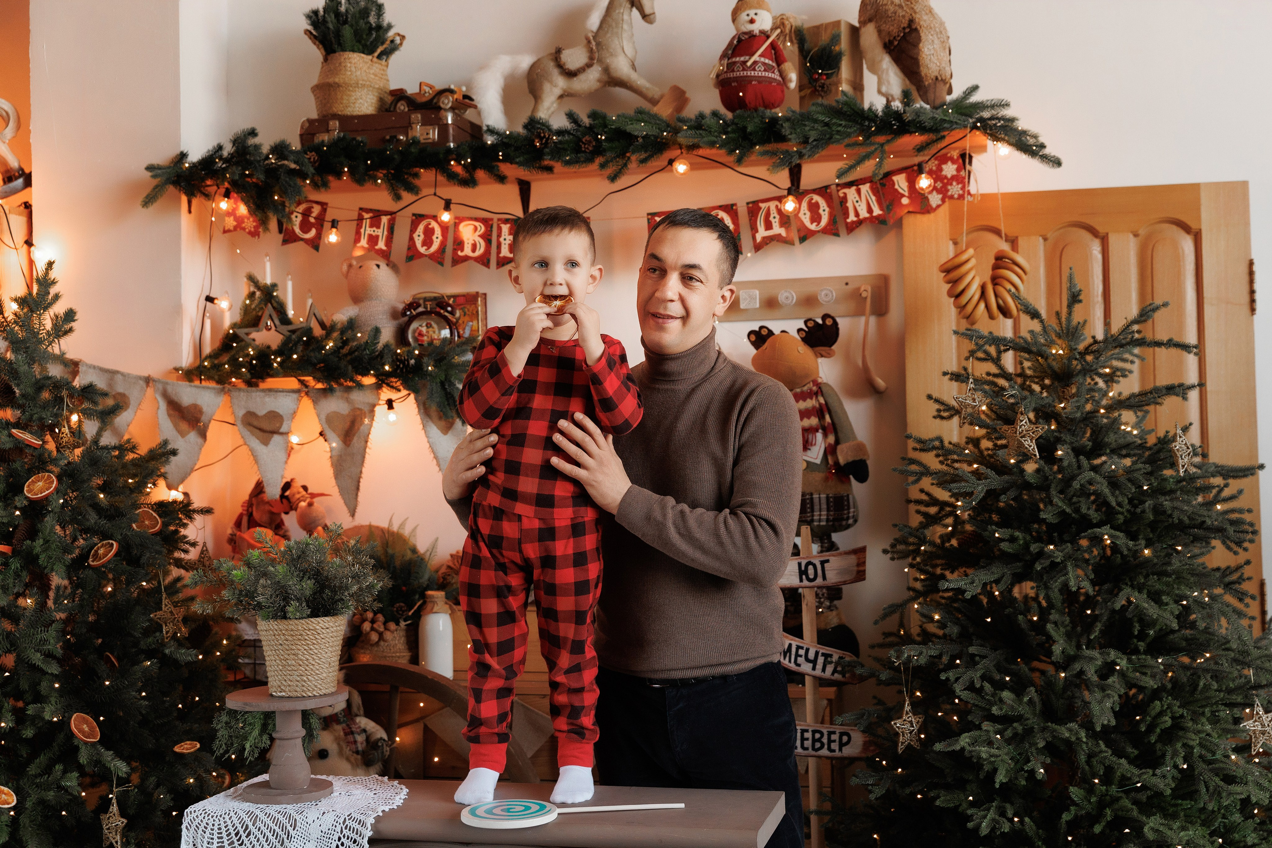 Татьяна с семьей. Фотограф женского портрета, беременности и материнства Харькова Елена