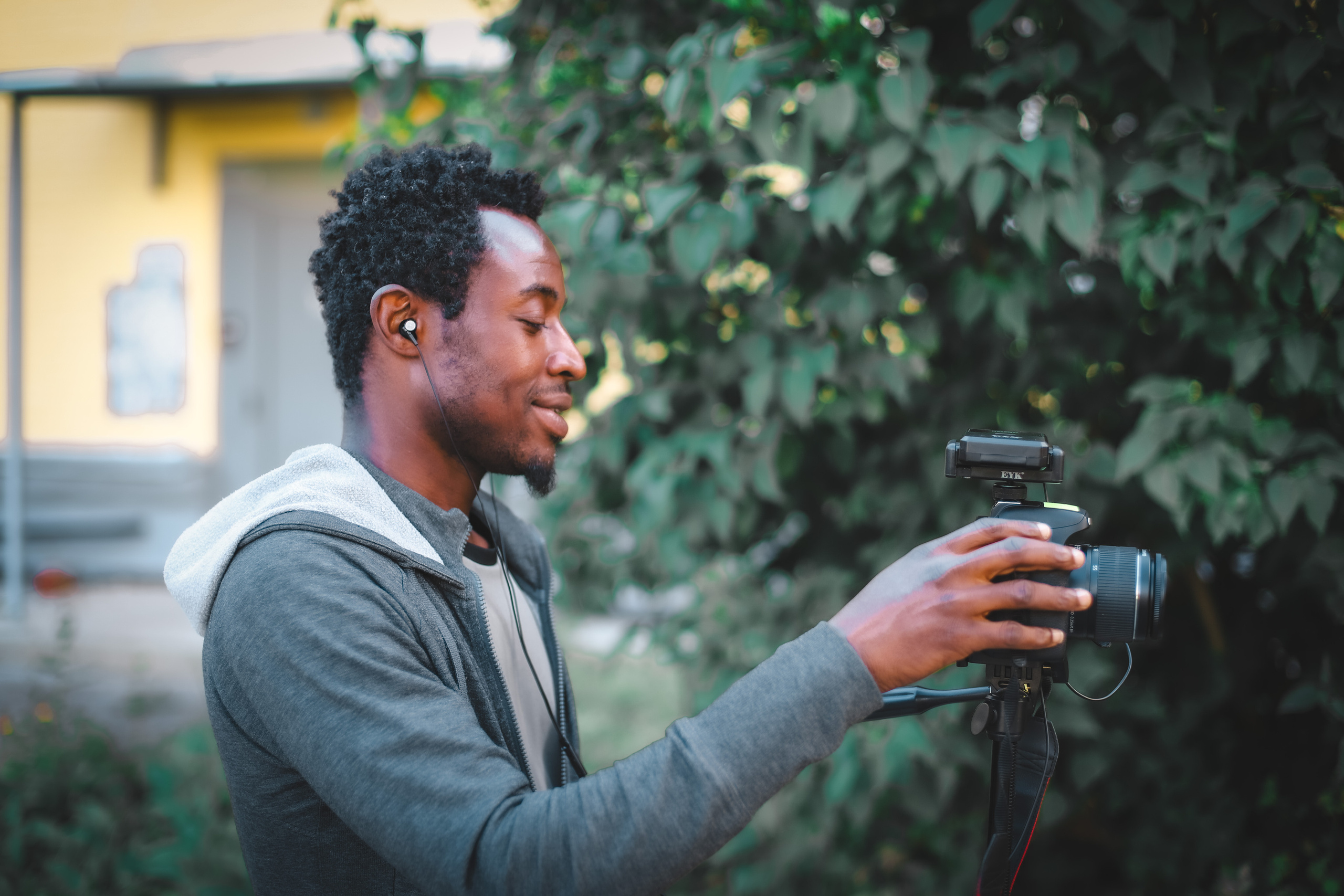 Съемка фильма. Фотограф беременности и семейных историй Эльвира Акарибе в городе Краснодар!