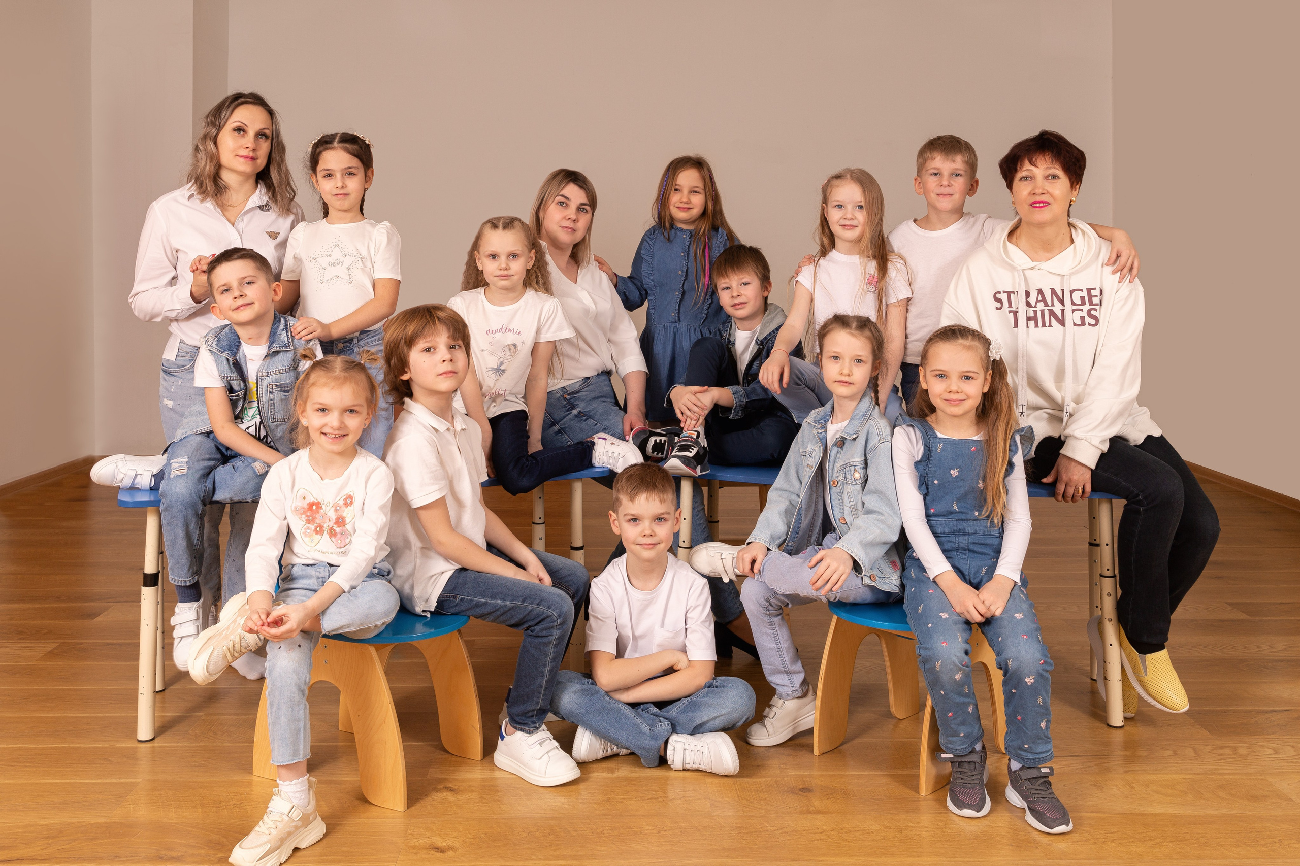 Общее фото в саду. Фотограф Дарья Нагайцева