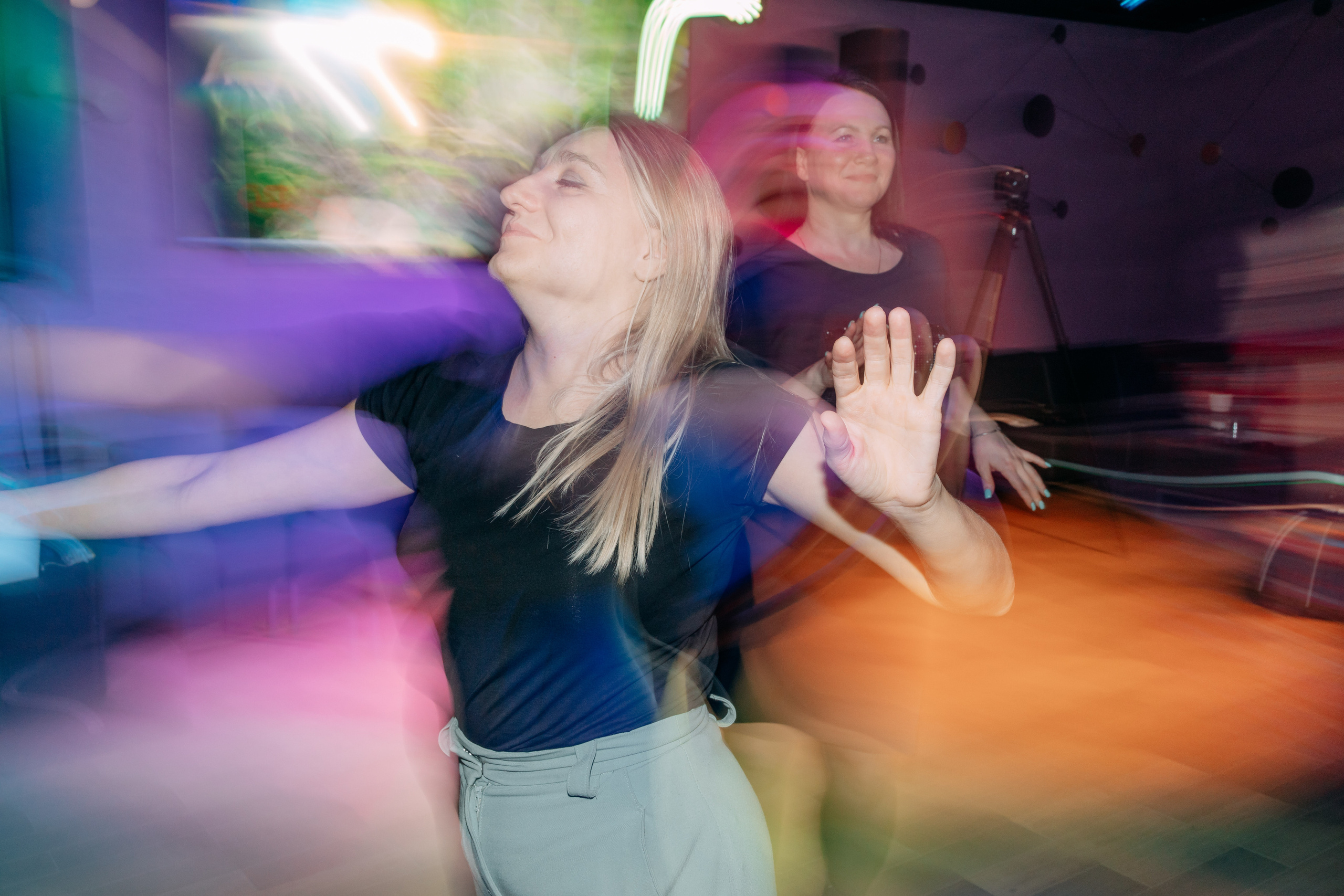 День рождения в караоке. Фото и видео съемка. Андрей Ионов