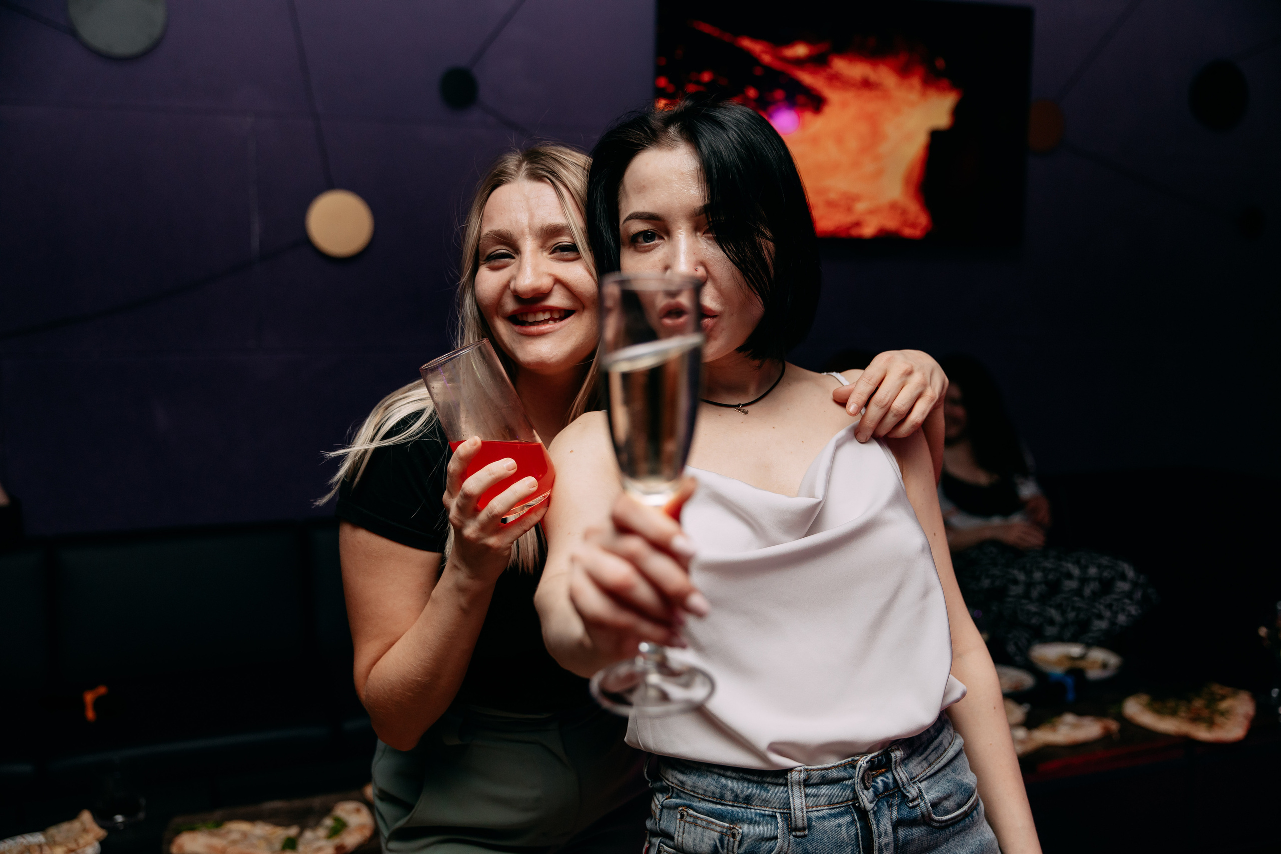 День рождения в караоке. Фото и видео съемка. Андрей Ионов