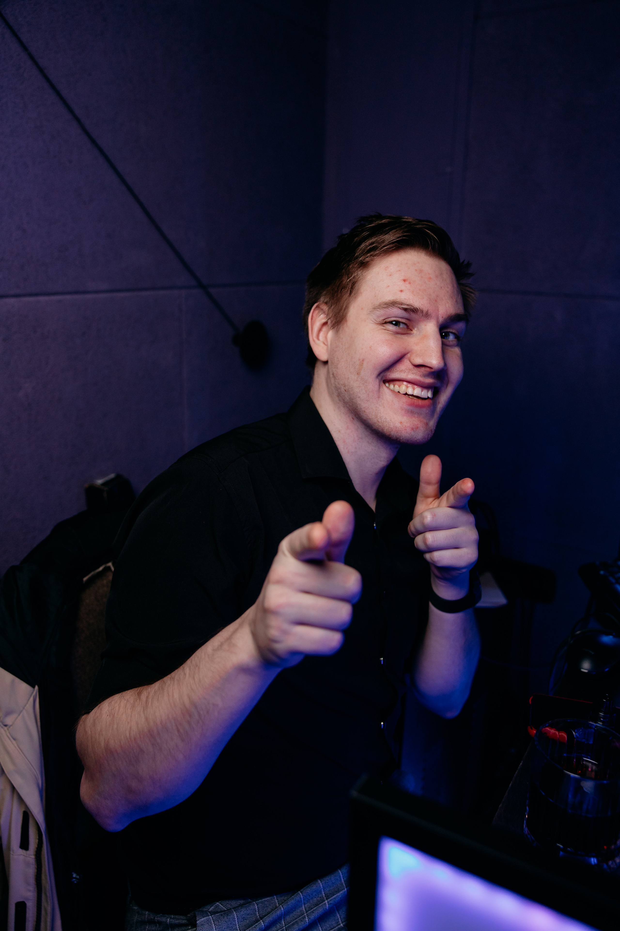 День рождения в караоке. Фото и видео съемка. Андрей Ионов