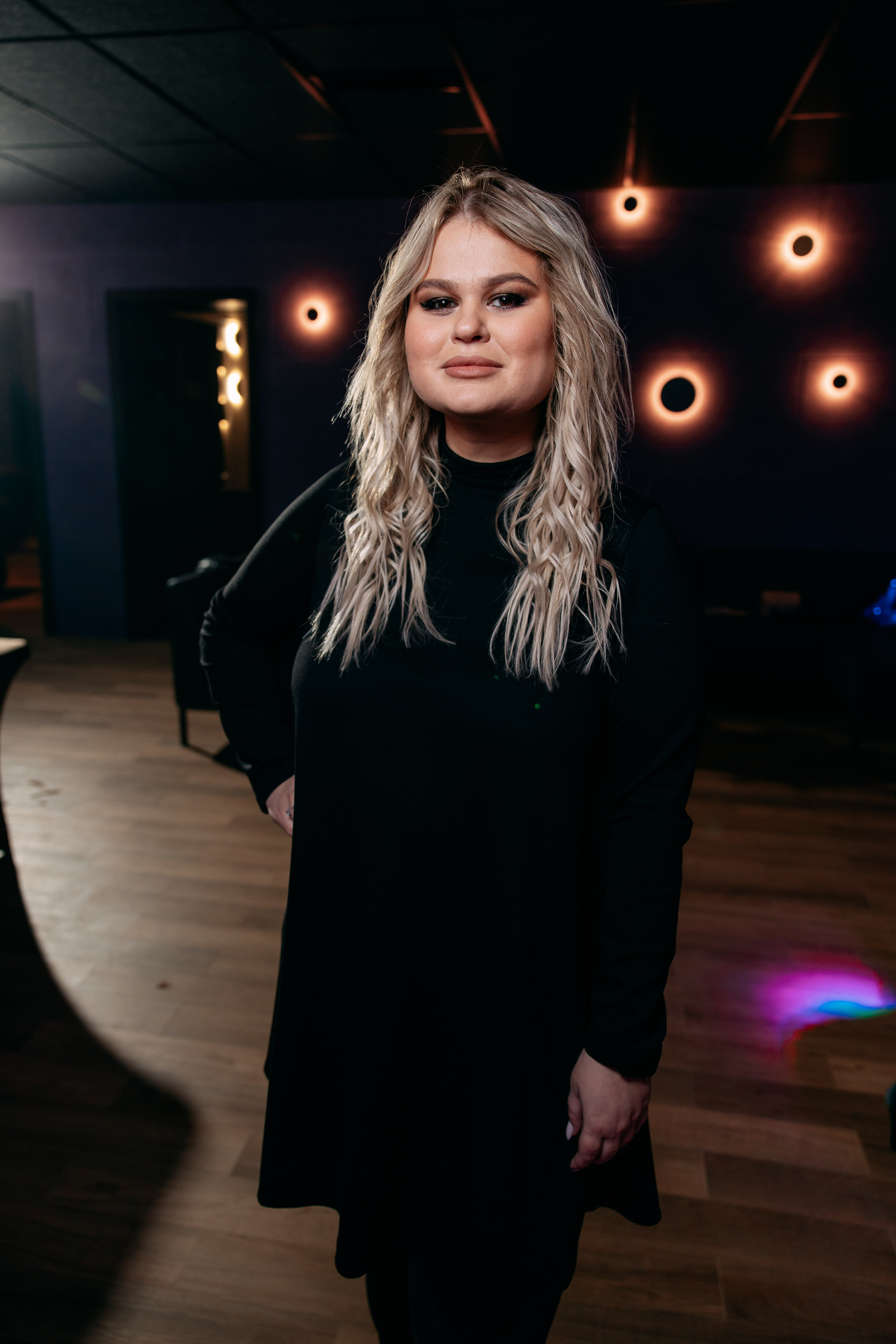 День рождения в караоке. Фото и видео съемка. Андрей Ионов