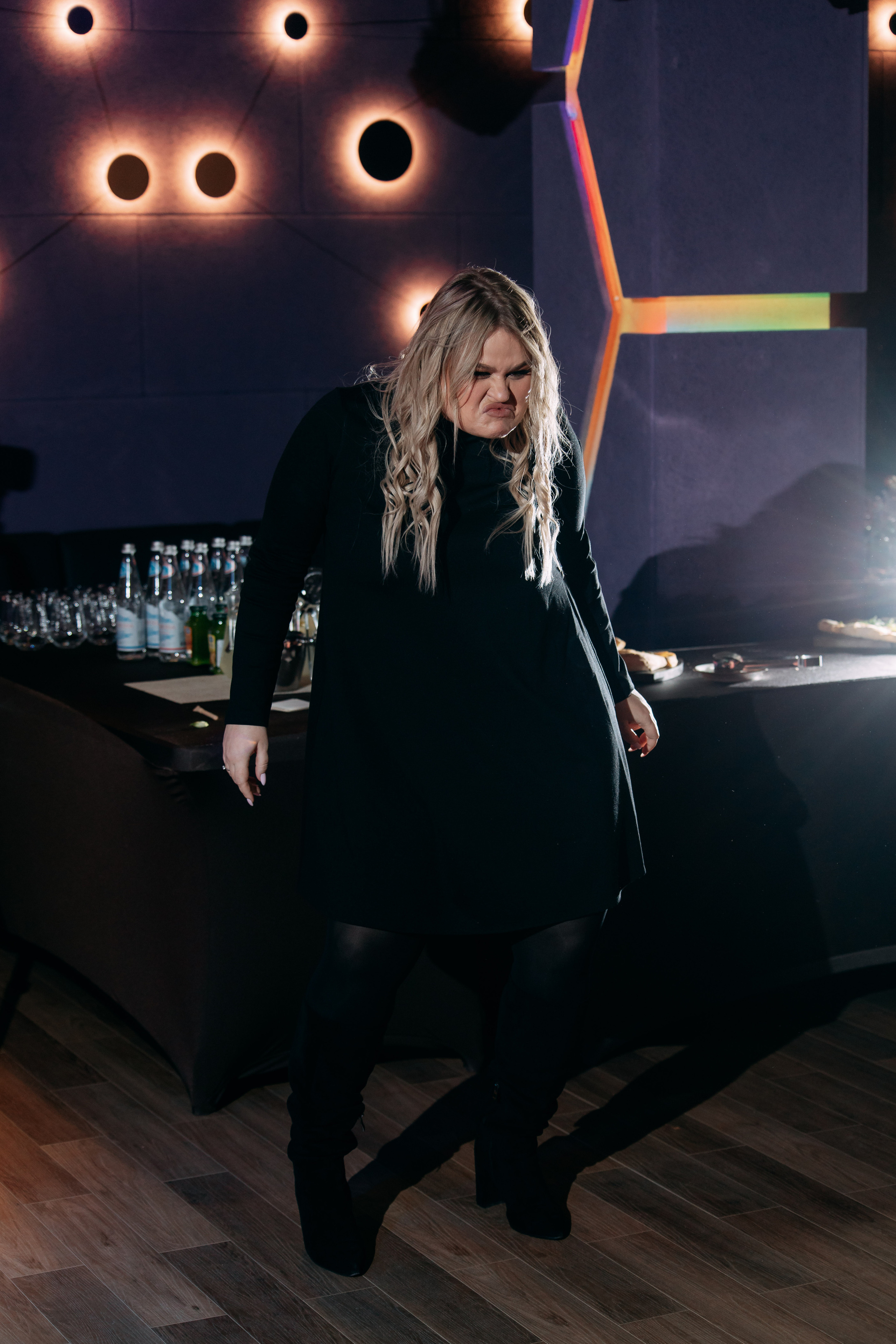 День рождения в караоке. Фото и видео съемка. Андрей Ионов