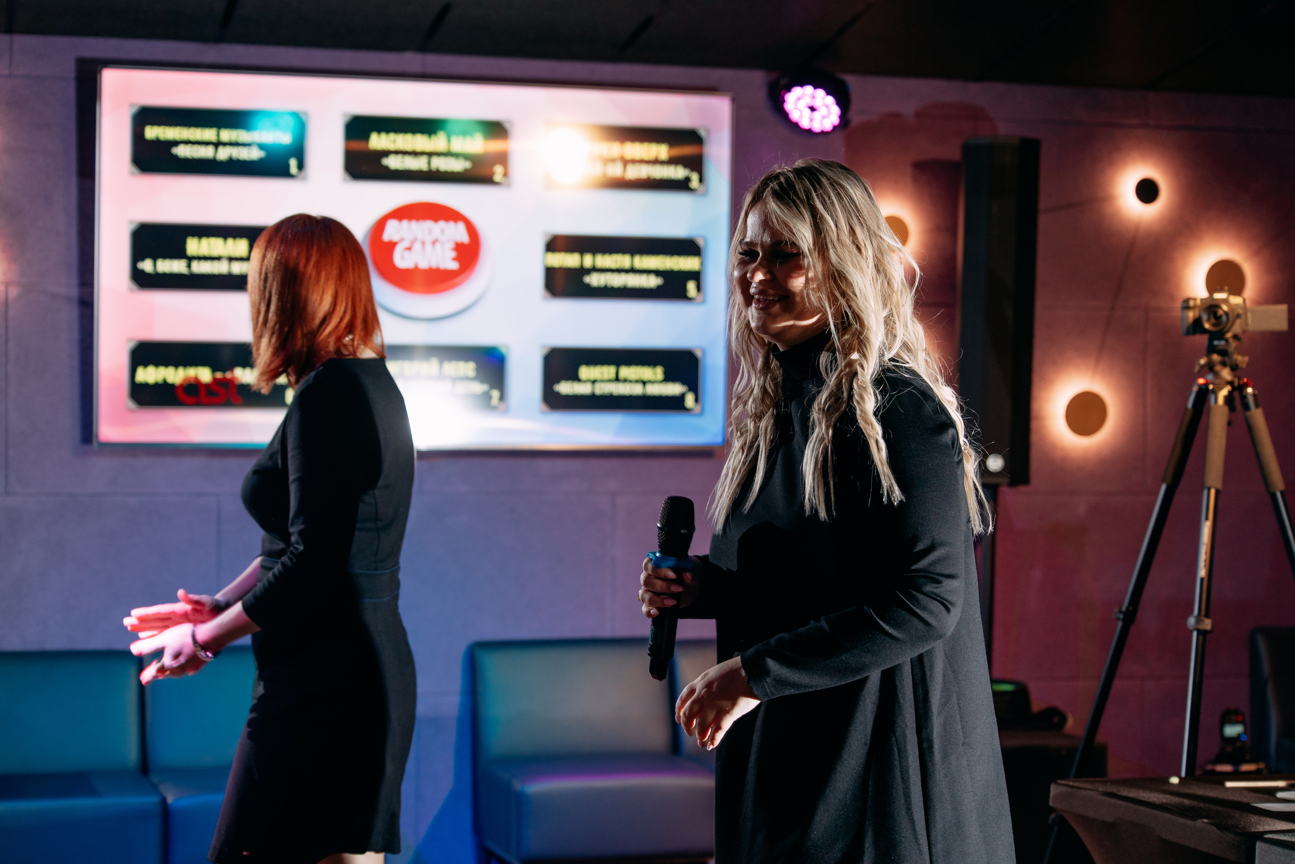 День рождения в караоке. Фото и видео съемка. Андрей Ионов