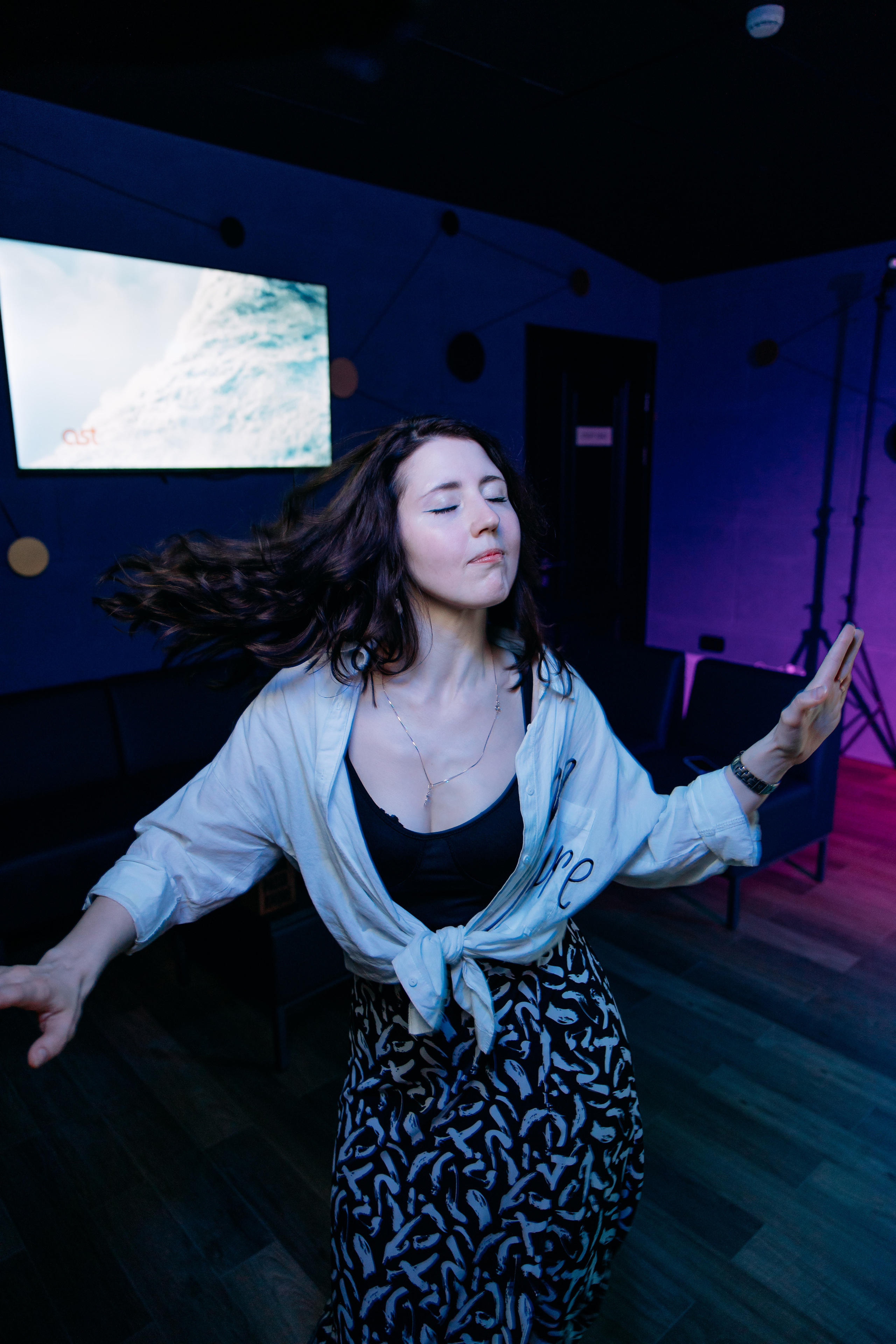 День рождения в караоке. Фото и видео съемка. Андрей Ионов