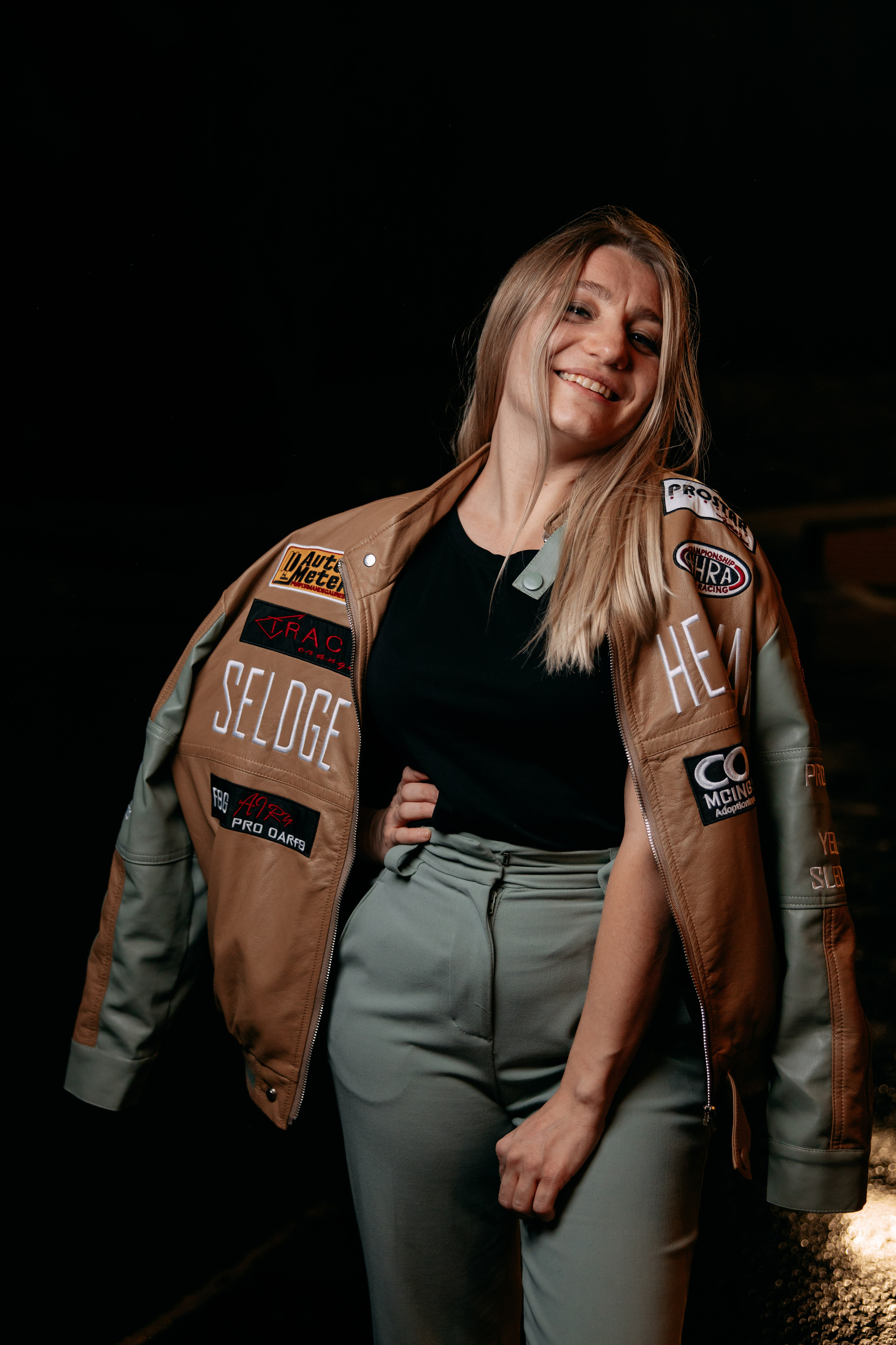 День рождения в караоке. Фото и видео съемка. Андрей Ионов