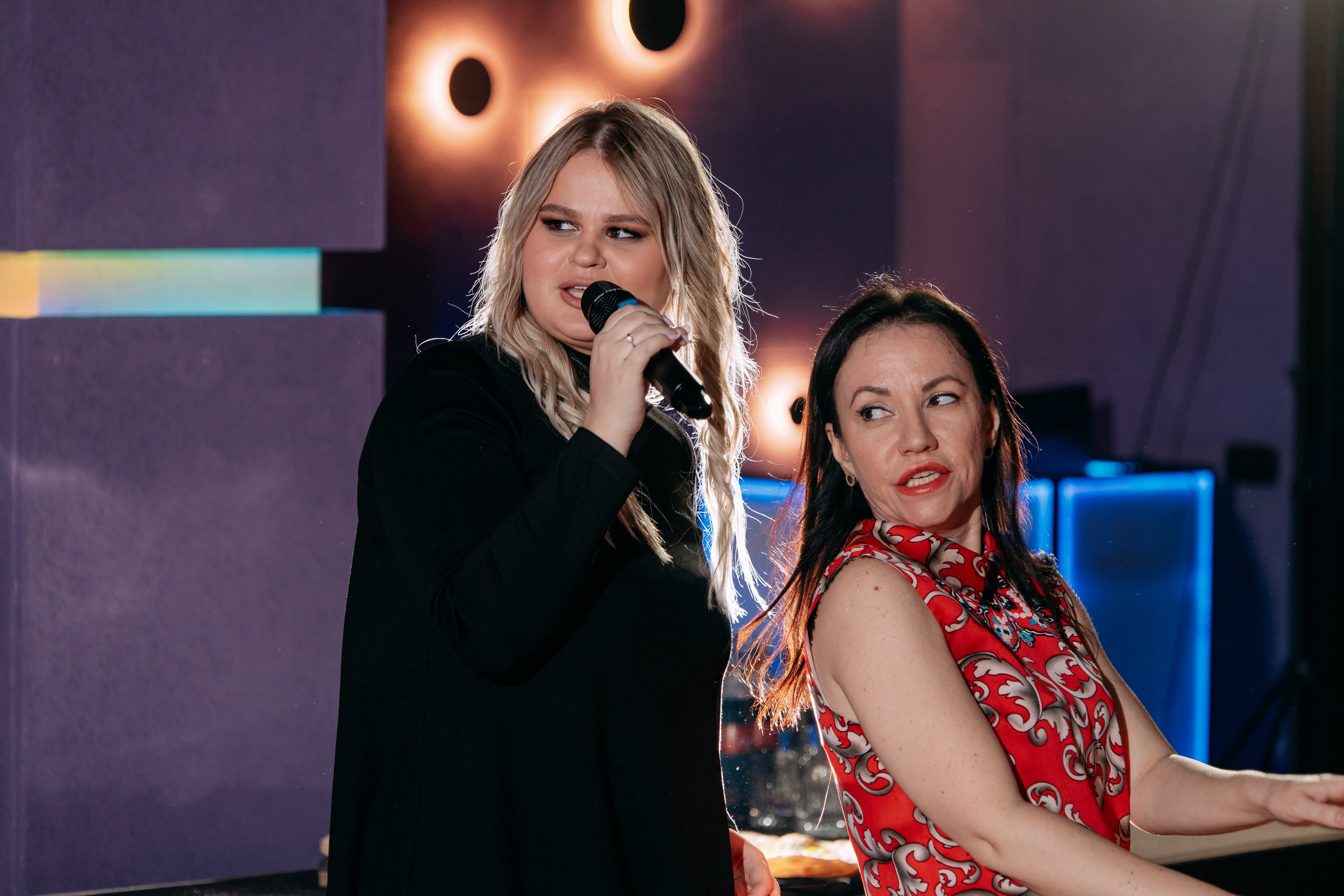 День рождения в караоке. Фото и видео съемка. Андрей Ионов