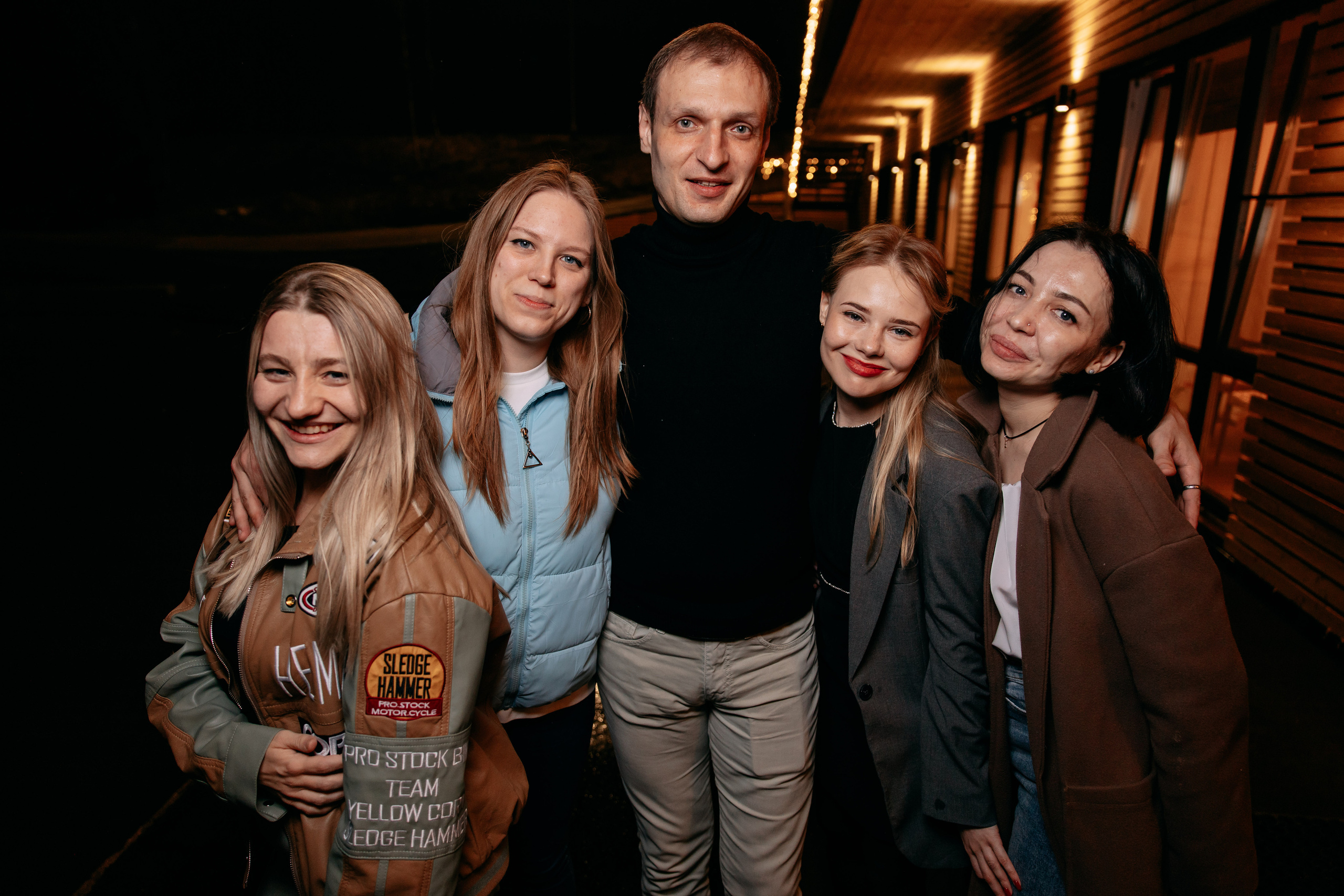 День рождения в караоке. Фото и видео съемка. Андрей Ионов