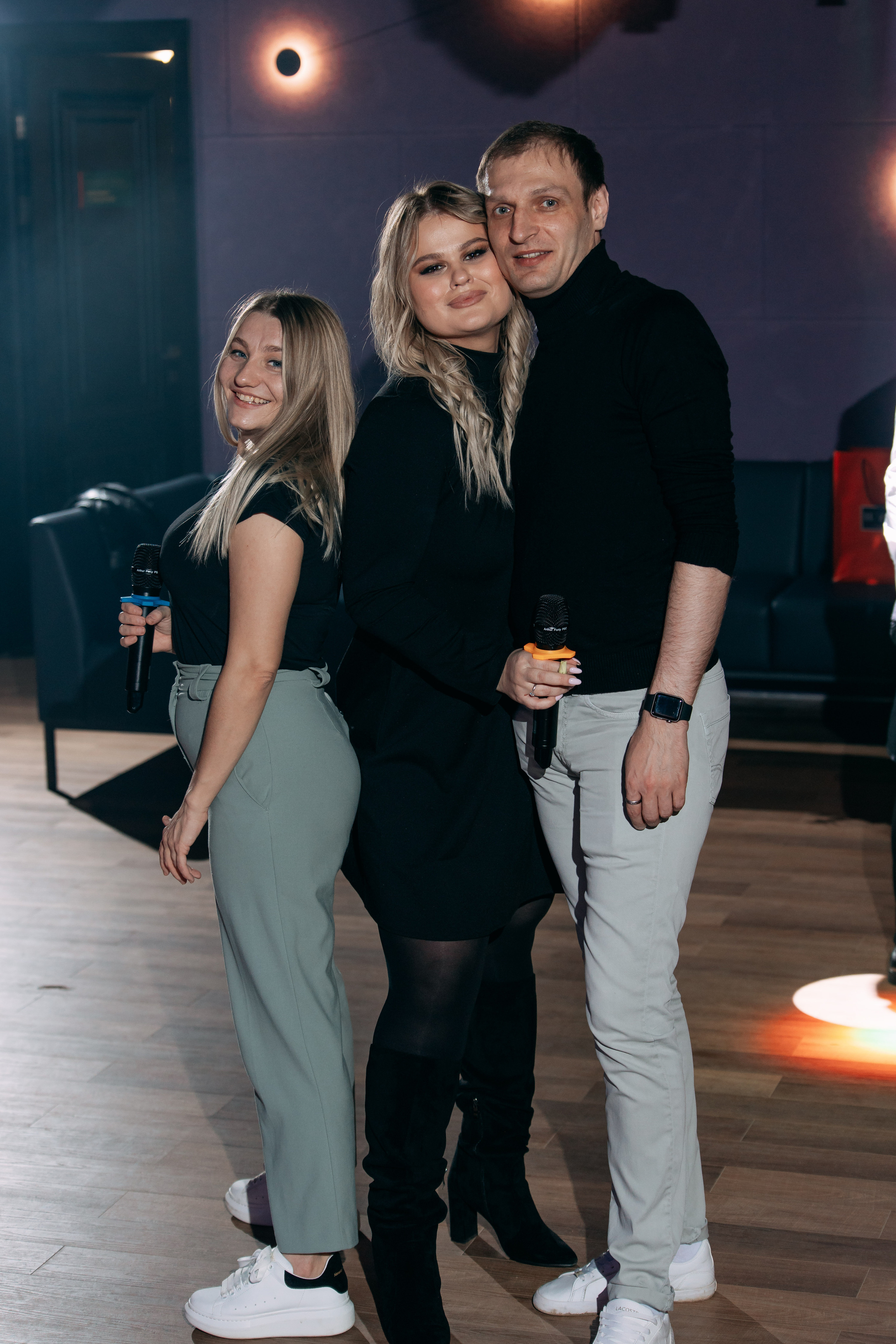 День рождения в караоке. Фото и видео съемка. Андрей Ионов