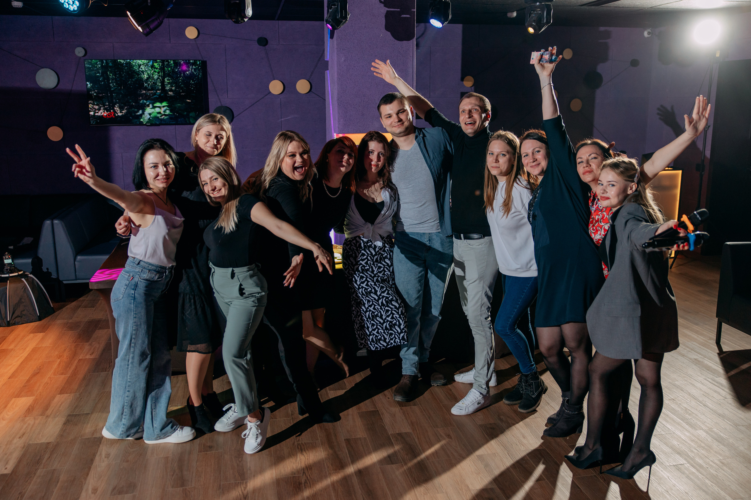 День рождения в караоке. Фото и видео съемка. Андрей Ионов