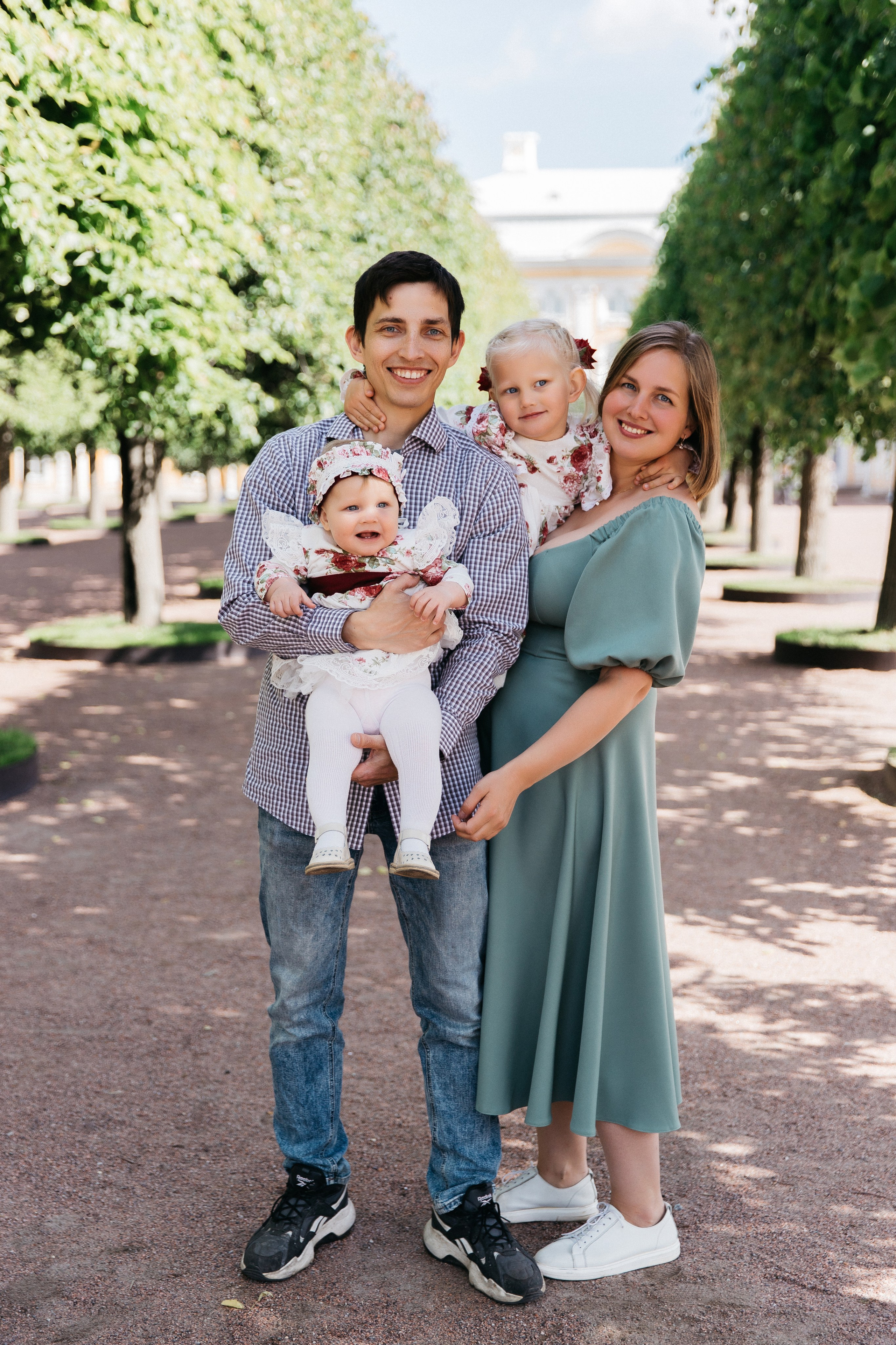 Семейная фотосессия в Петергофе. Санкт-Петербург. Свадебный фотограф, Екатерина Малова. Фотосессии. Съемка в Спб и ЛО